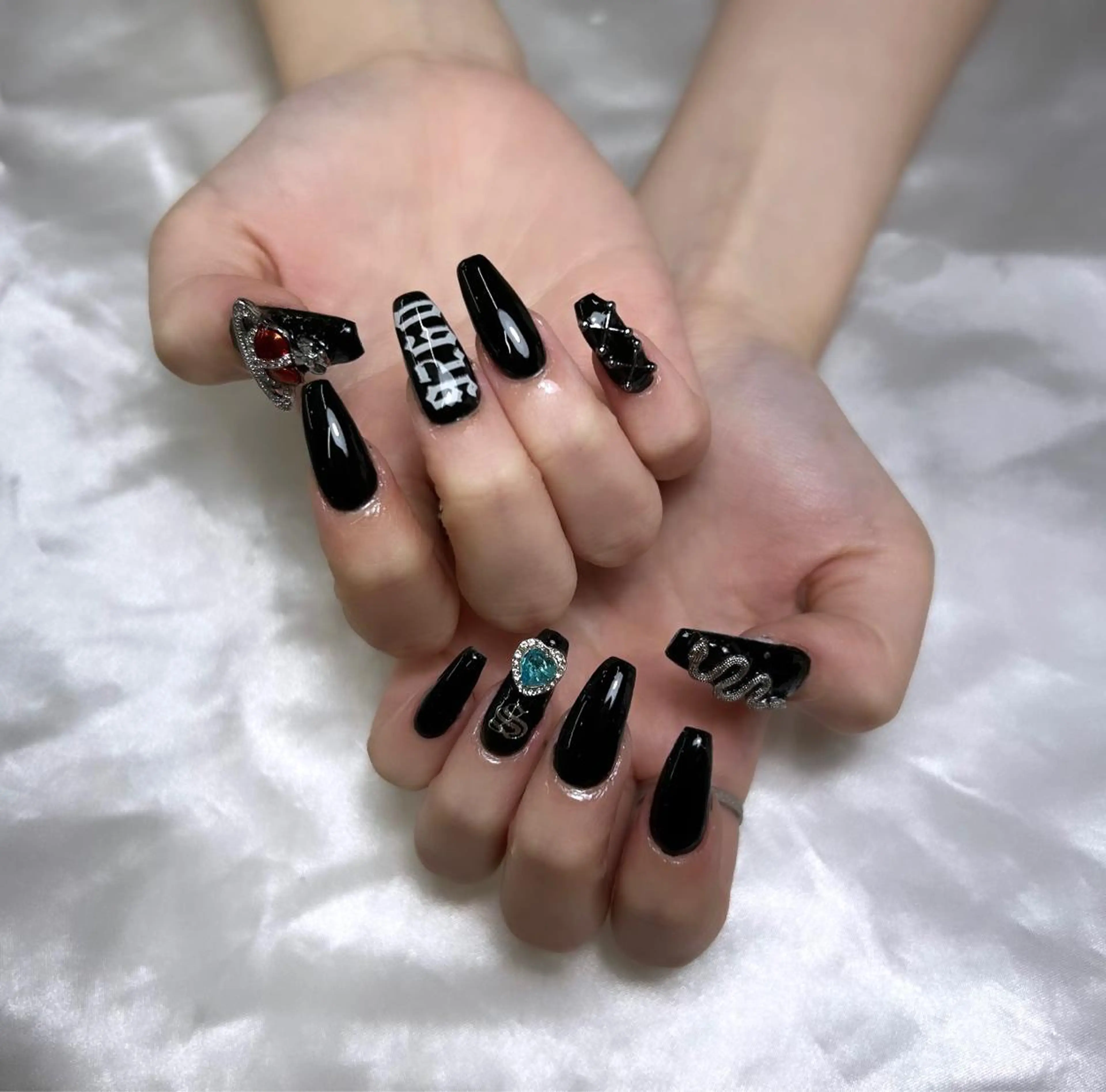 ネイル ［ネイリスト］ Ayaka…♡のネイルデザイン