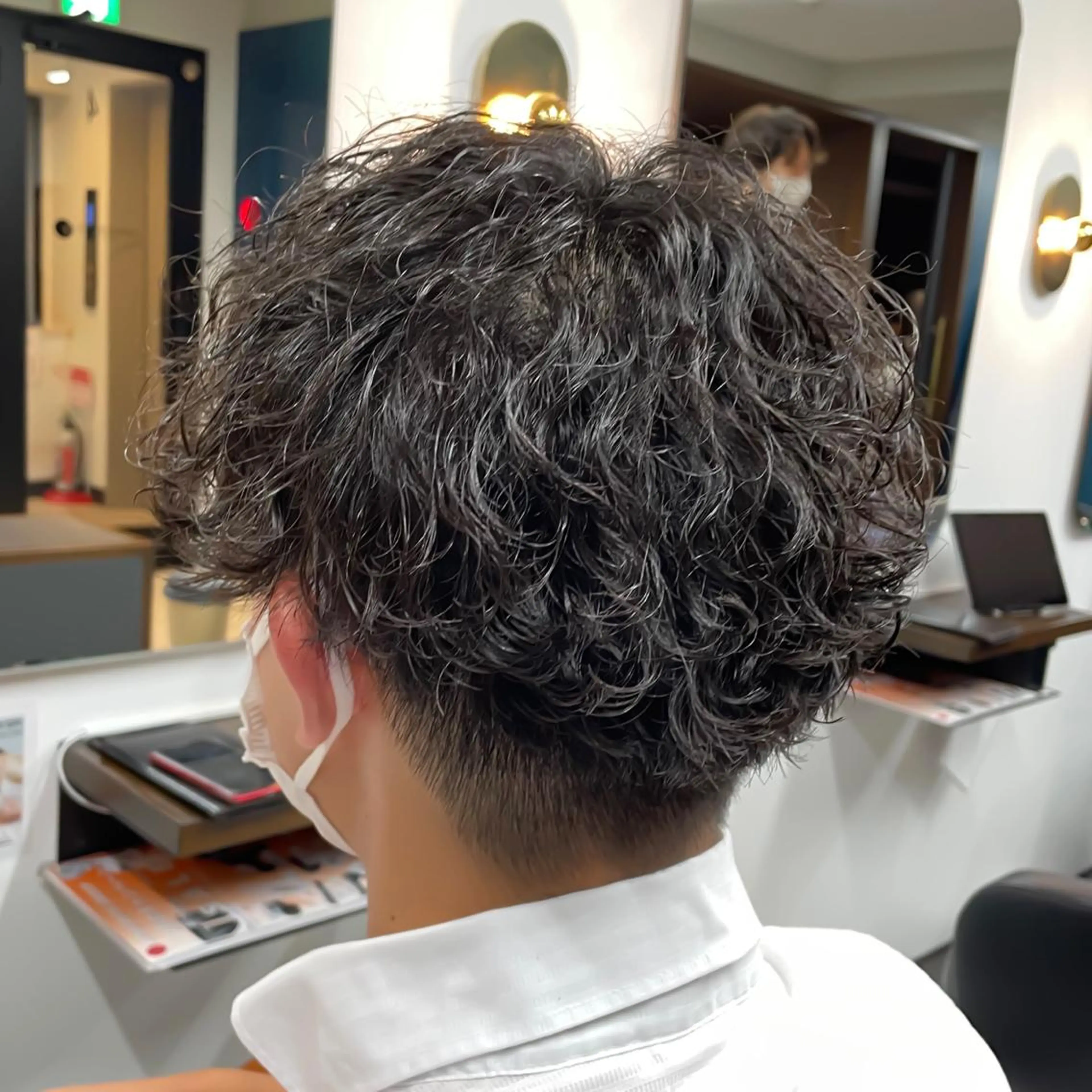 ショート パーマ メンズ 守屋 寿哉のヘアスタイル