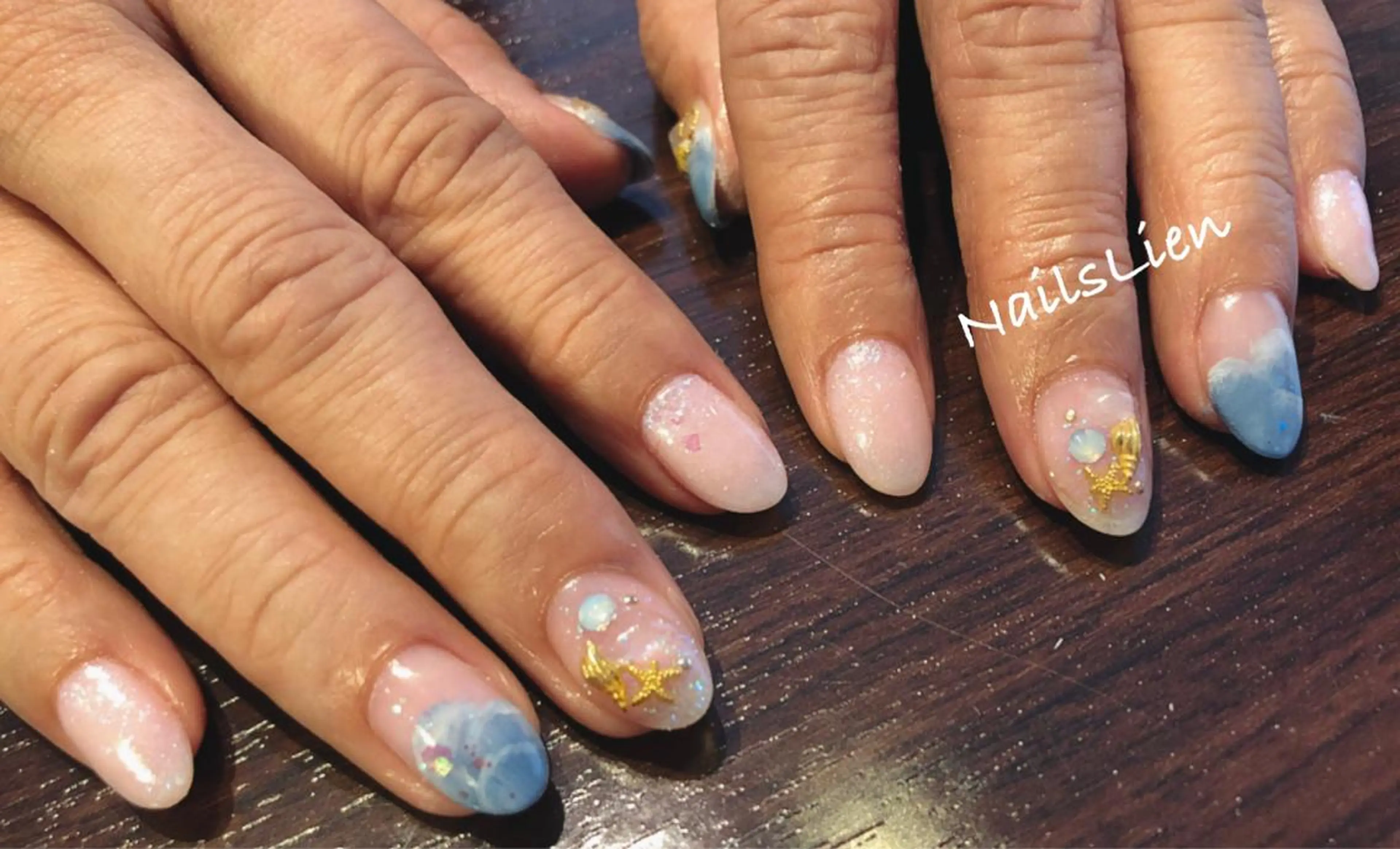 ネイル 夏ネイル 凛 リンのネイルデザイン