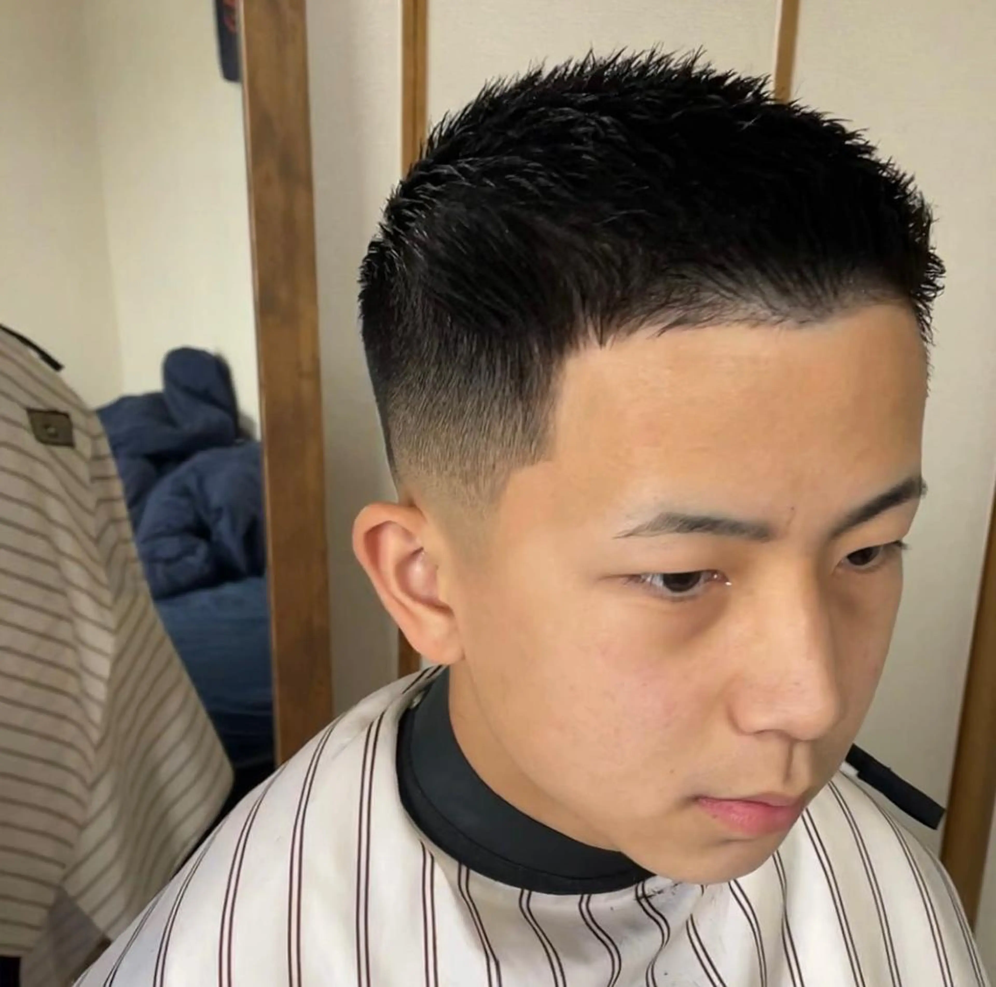 ショート 新宿スキンフェード 佐藤京介のヘアスタイル