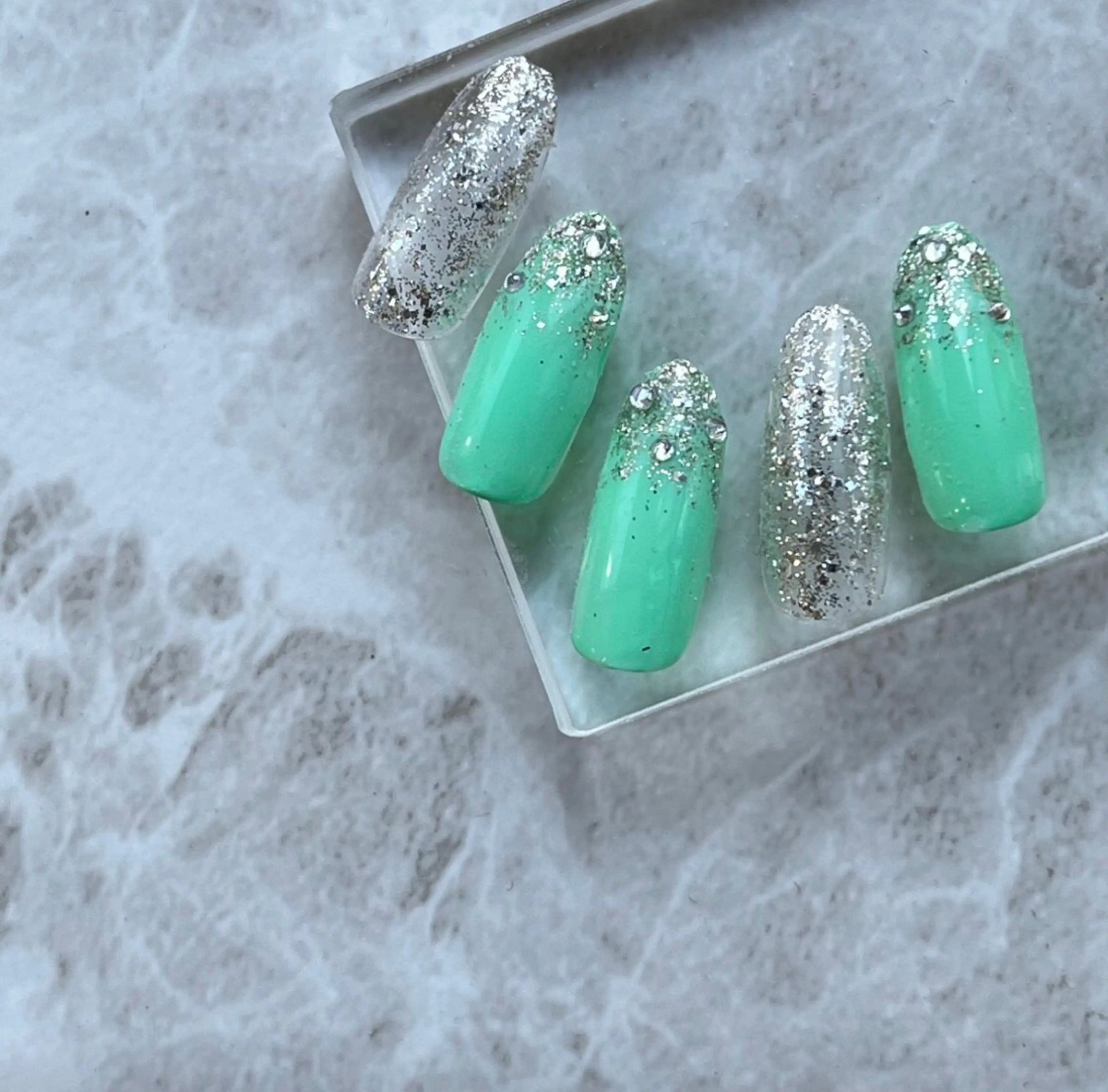 ネイル t. misuzuのネイルデザイン