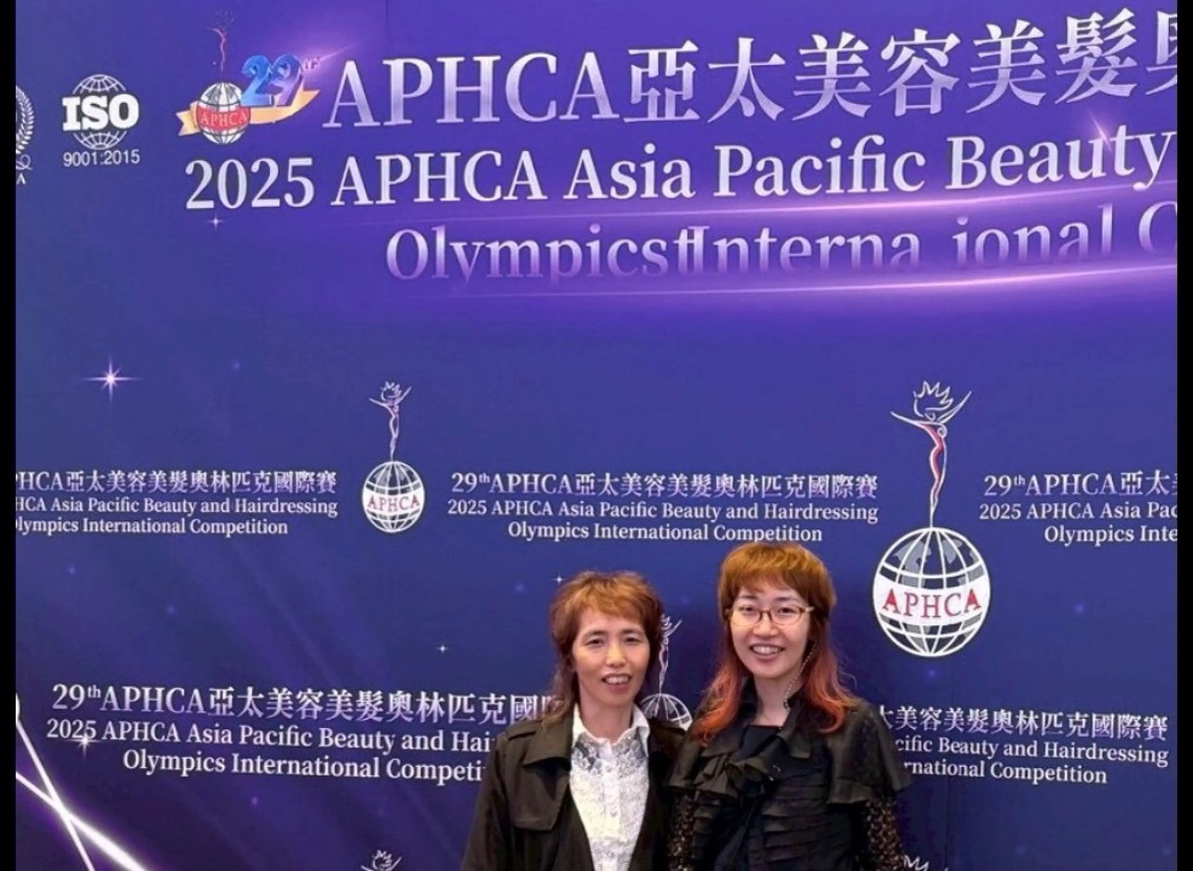 ミディアム cut&color LOTUS所属・小林　ローズパープル カット＆カラー美容室のヘアスタイル