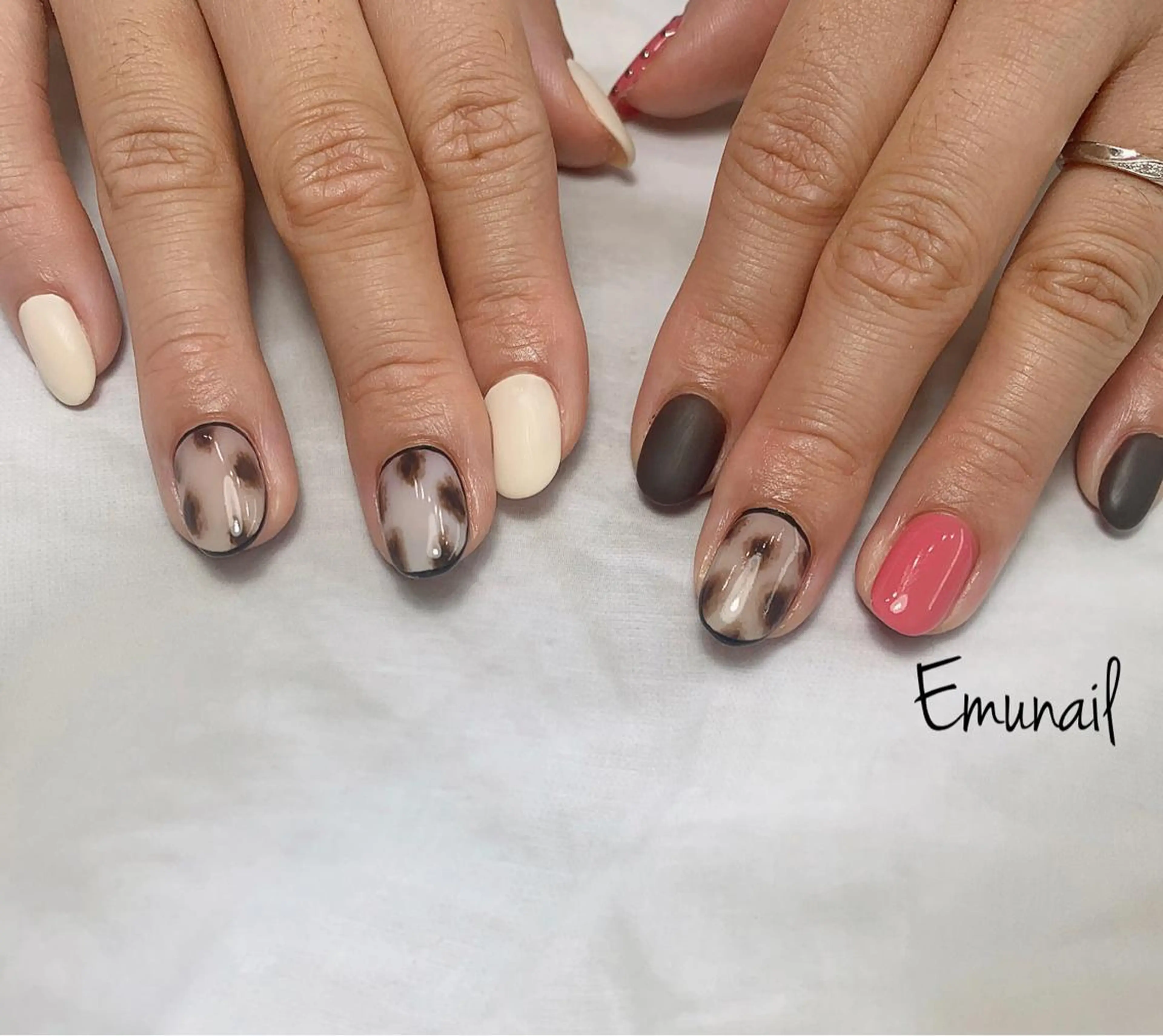 ネイル ハンドネイル Emu Nailのネイルデザイン