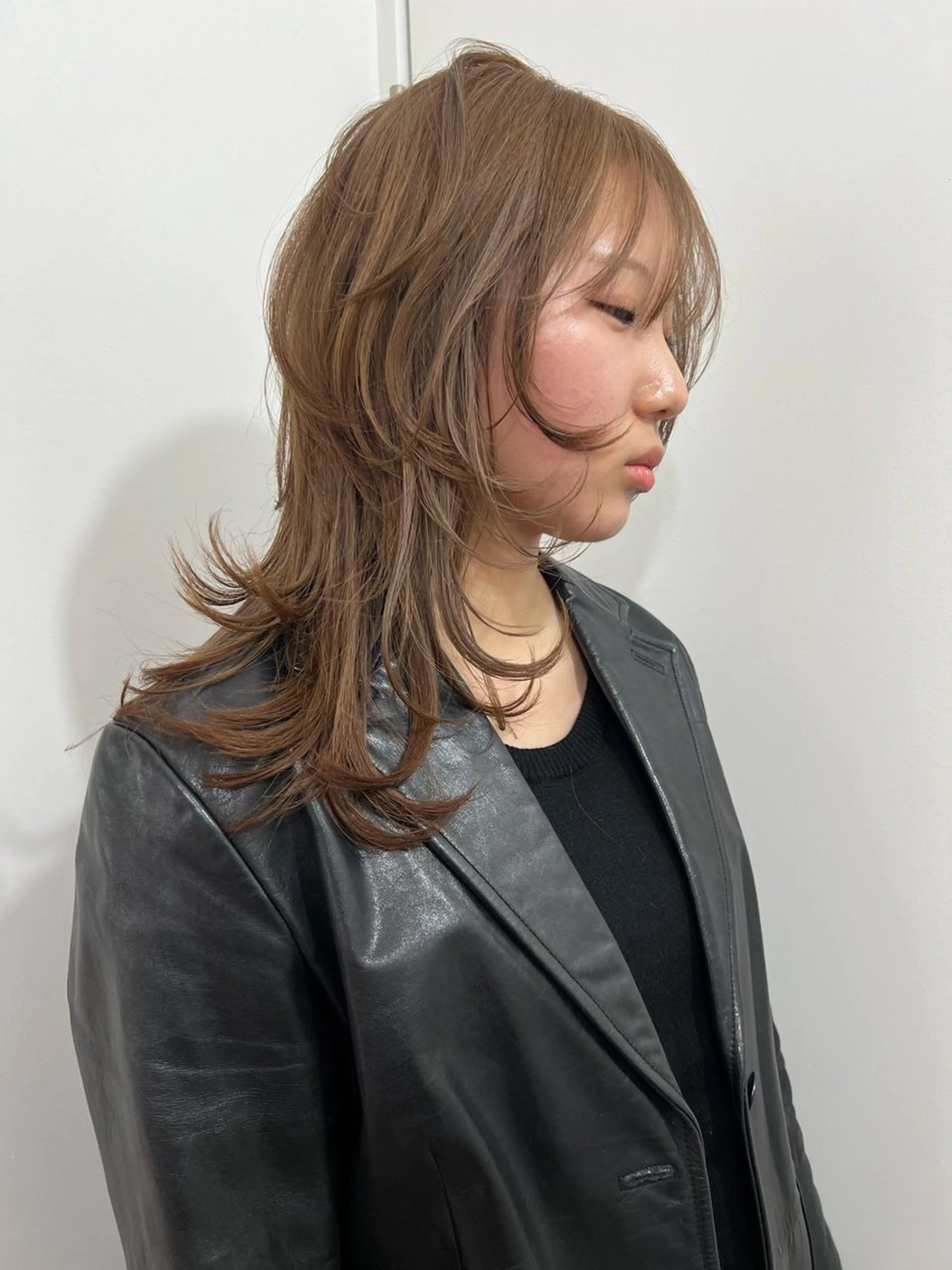 セミロング 💥ウルフカット デザインあんな💥のヘアスタイル