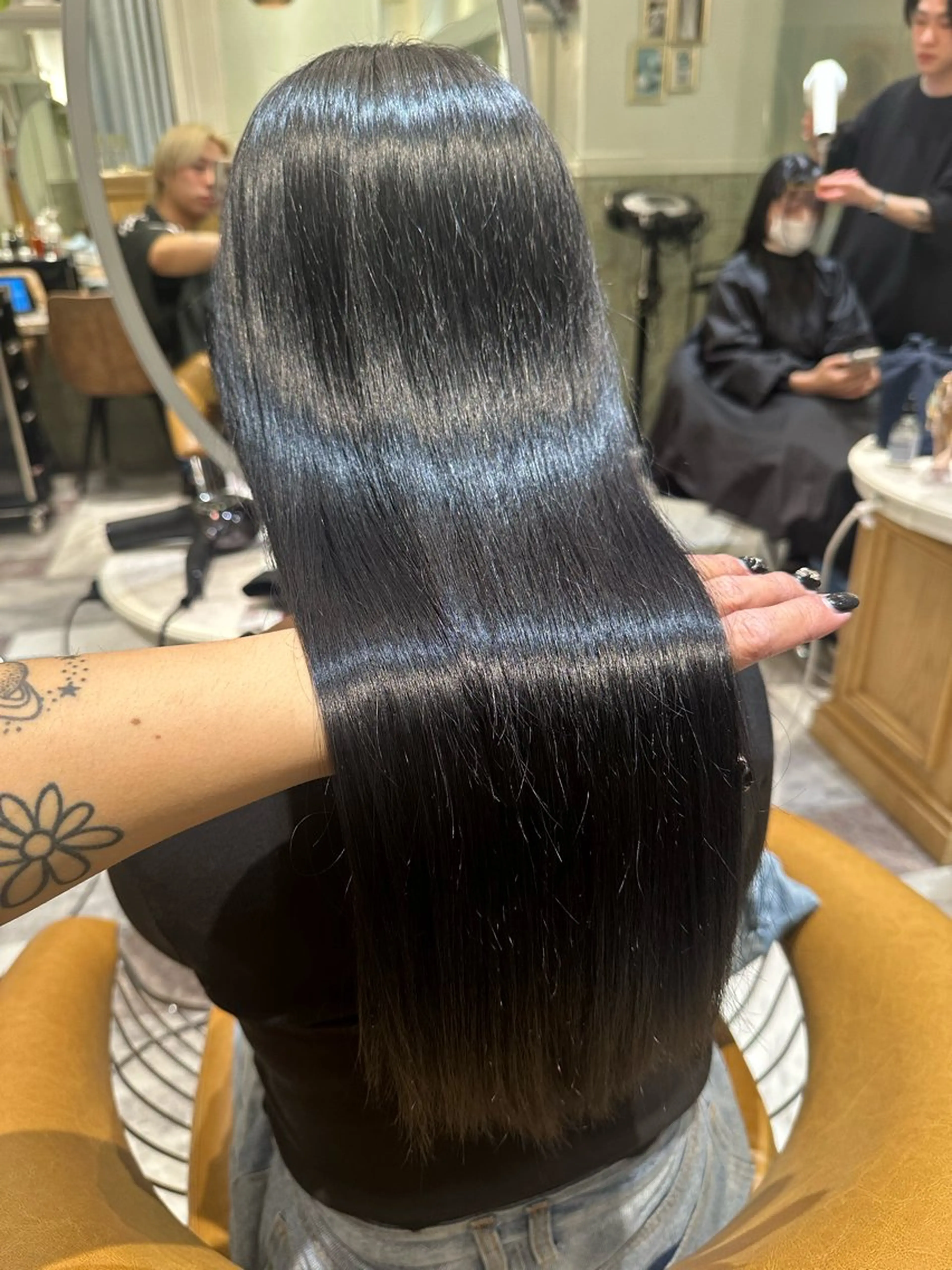 ロング MASHU韓国ヘア/ レイヤー/透明感カラのヘアスタイル