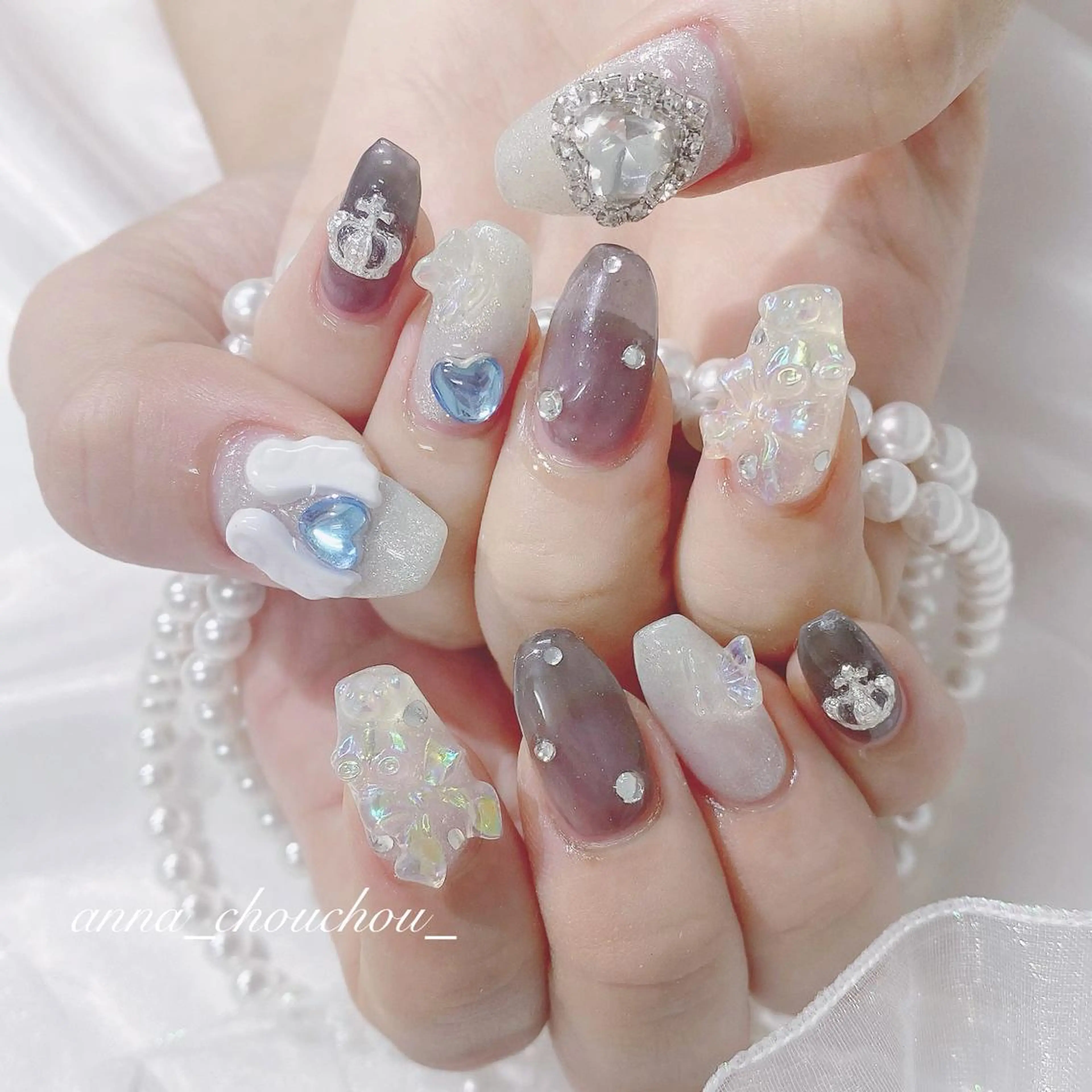 ネイル キラキラネイル Anna Sano⭐️のネイルデザイン