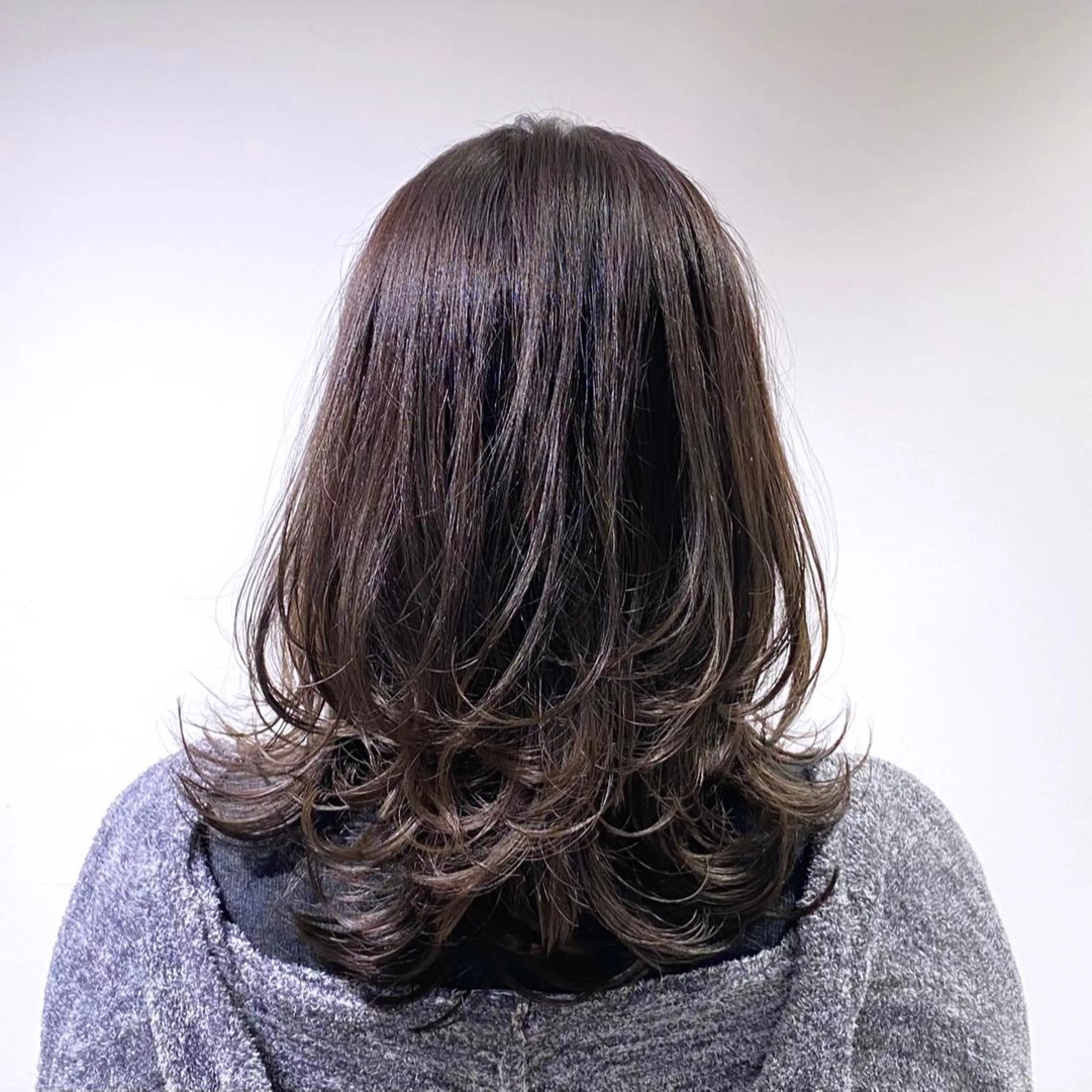 セミロング 圧倒的満足度NO.1 佐藤まさたかのヘアスタイル