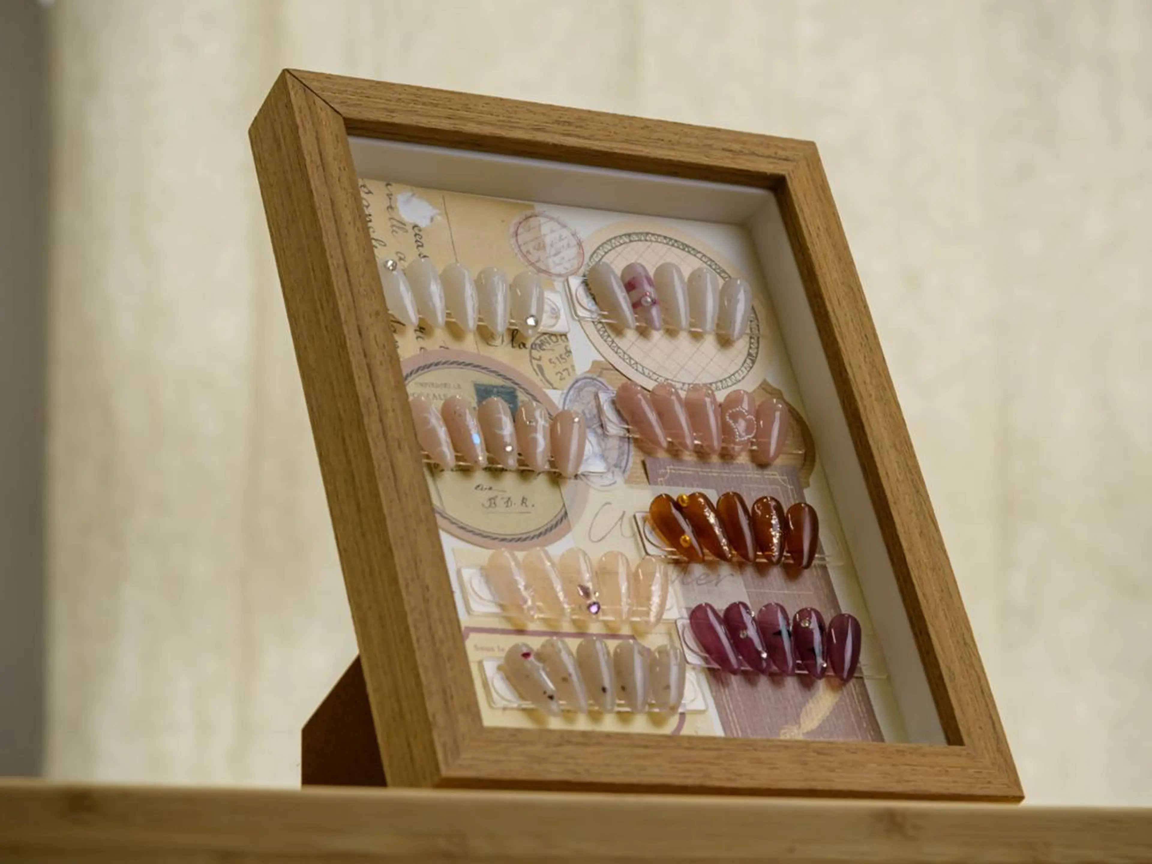 ネイル ハンドネイル ハンドケア ToliyDeliy ネイルサロンのネイルデザイン