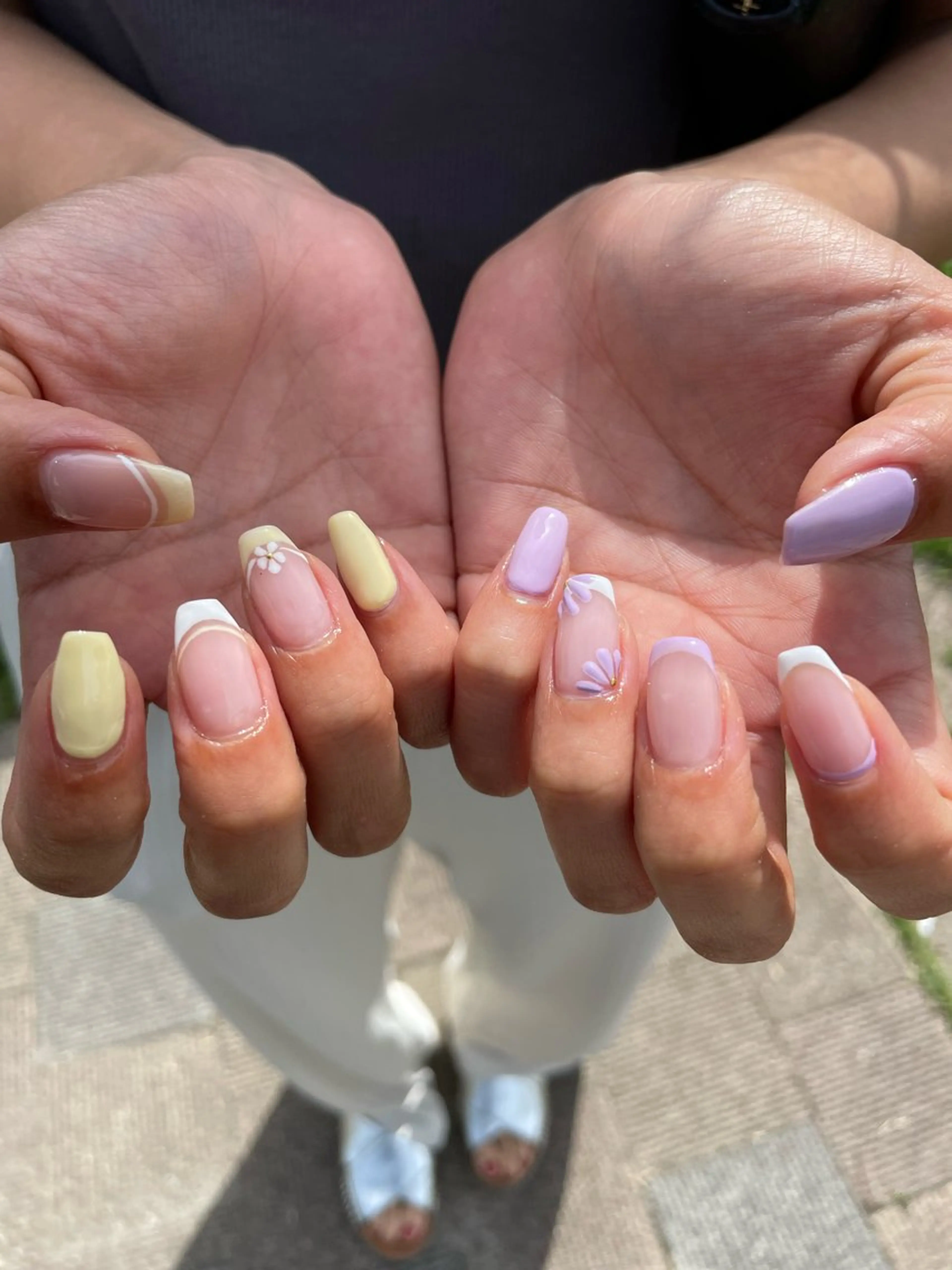 ネイル フラワーネイル フレンチネイル Nail salon Betty❤︎のネイルデザイン