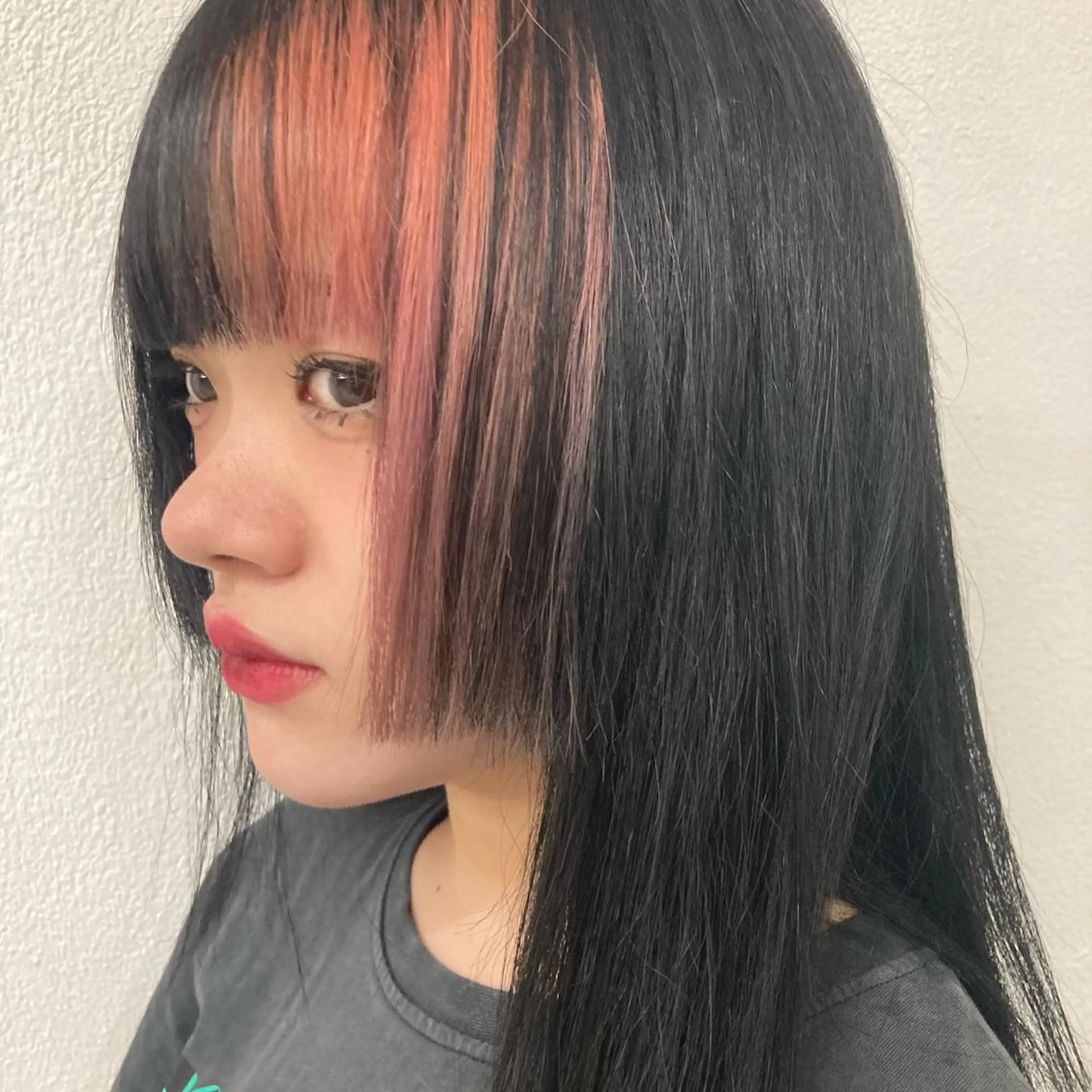 セミロング カラー ウルフレイヤー エクステ/kokiのヘアスタイル