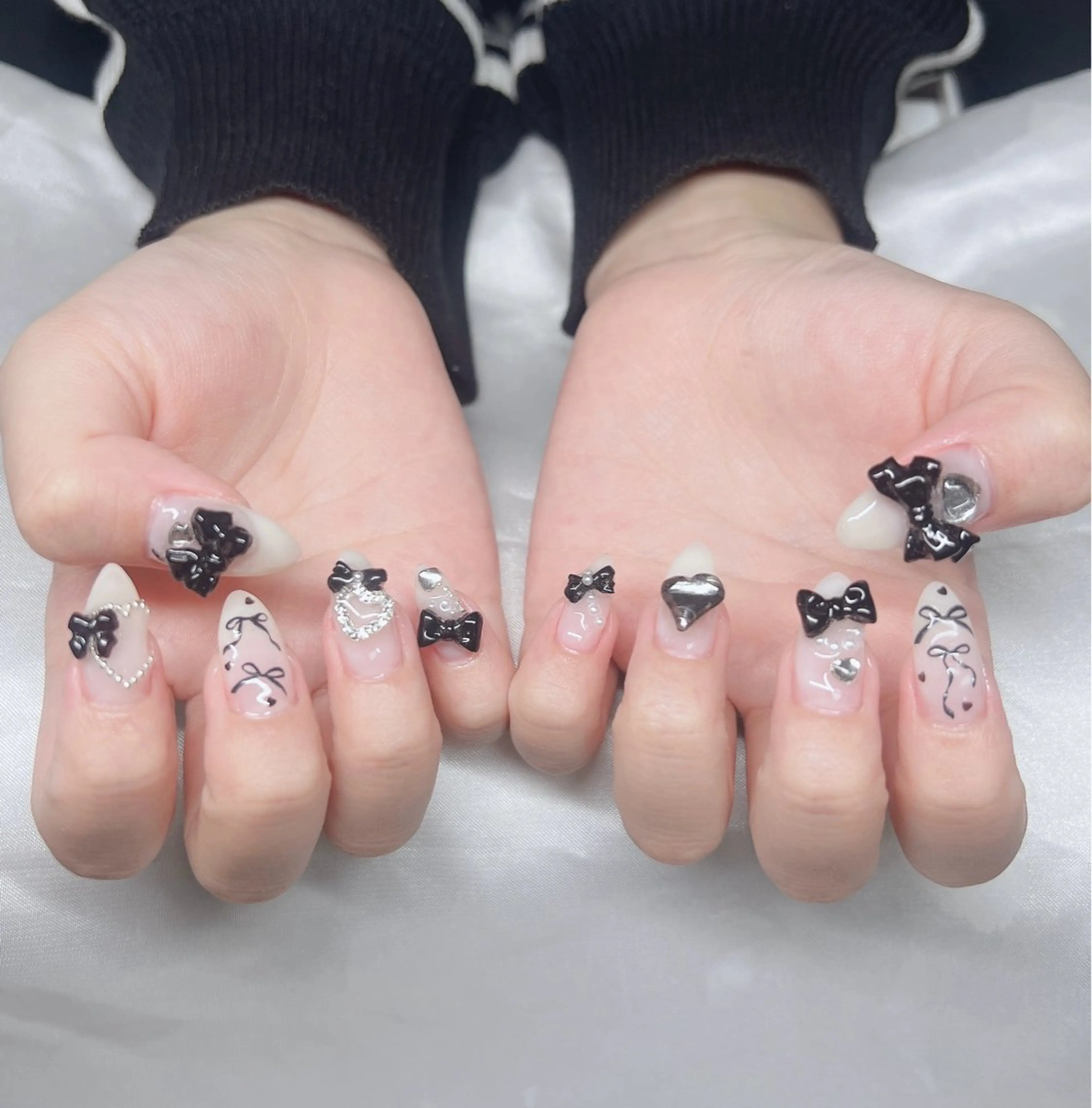 ネイル オーロラネイル チークネイル 長さ出し フットネイル フレンチネイル Lee Nails チップ長さだし専門店のネイルデザイン