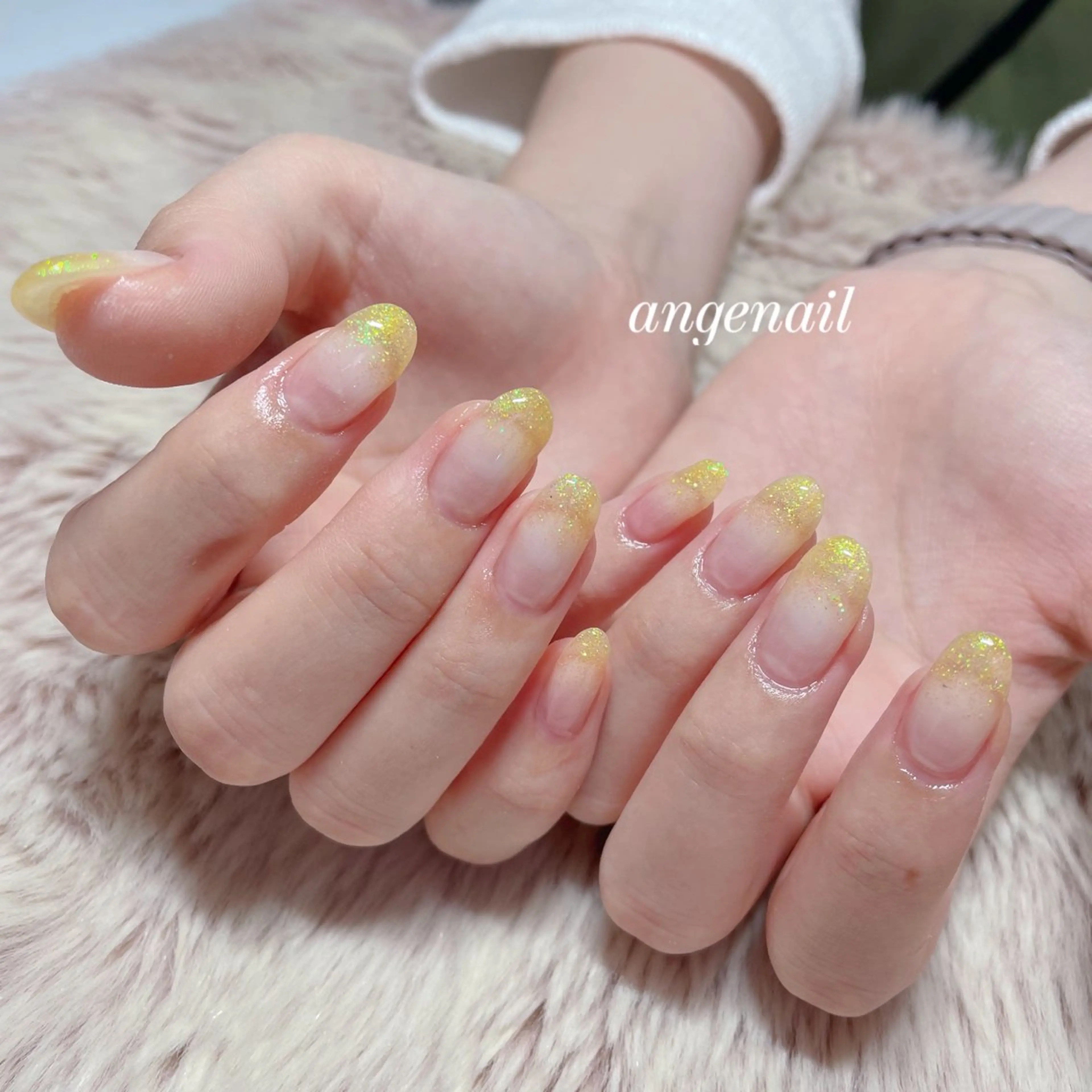 ネイル ハンドネイル オーナーネイリスト MAKIのネイルデザイン