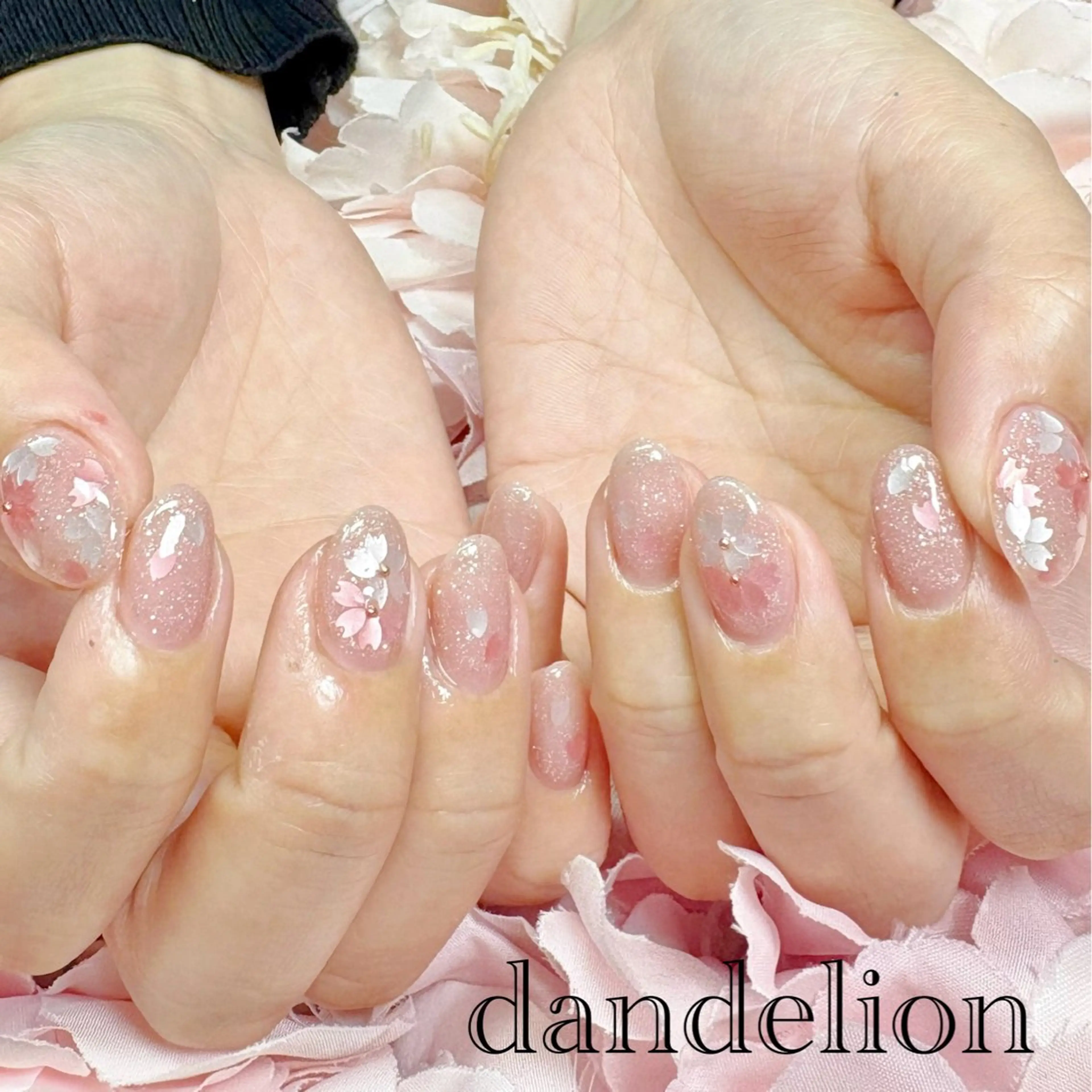 ネイル ハンドネイル ハンドケア dandelion ダンデライオンのネイルデザイン