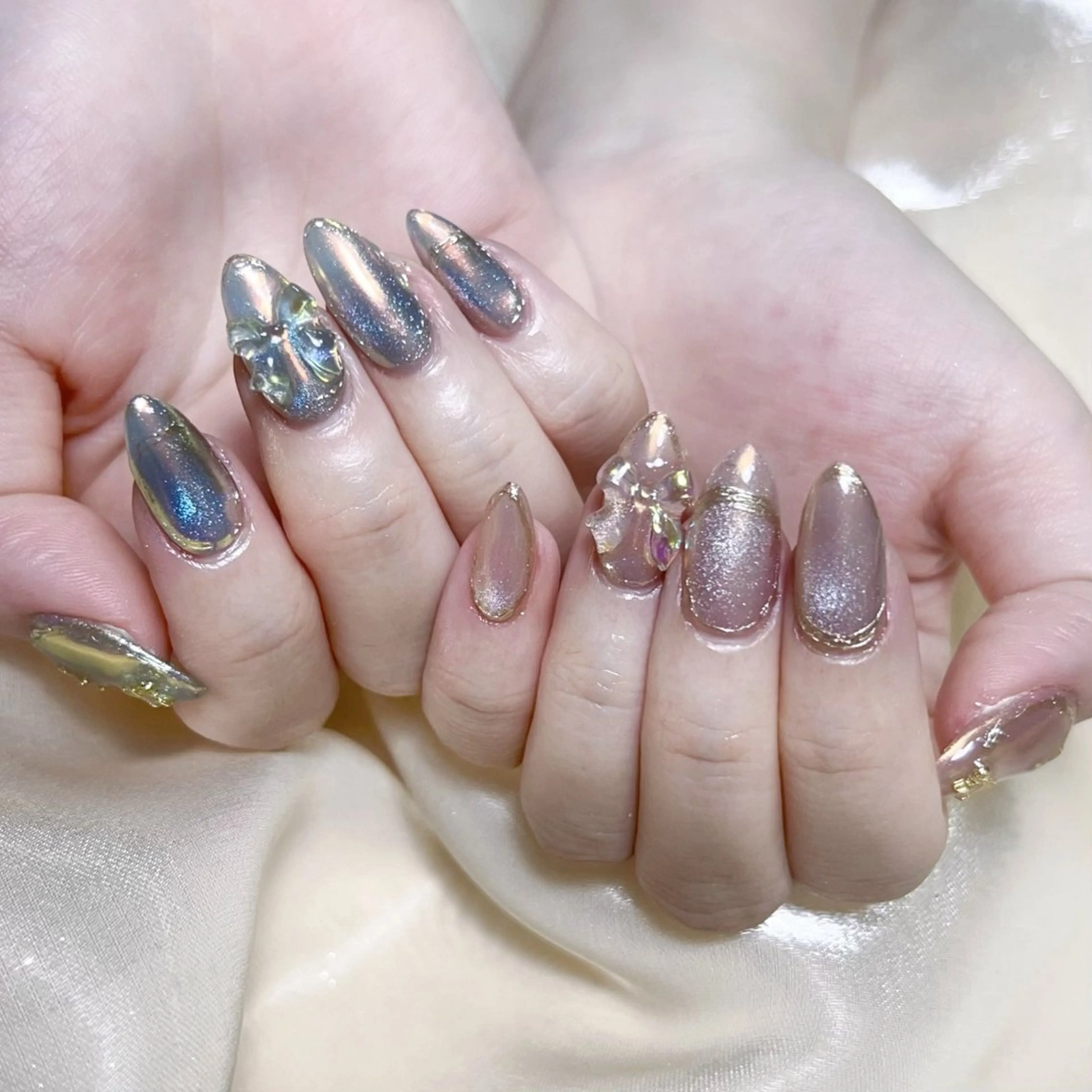 メンズ ネイル メンズ韓国風 アートネイル オーロラネイル ガーリー キラキラネイル ハンドネイル Nail salon 木にいるのネイルデザイン