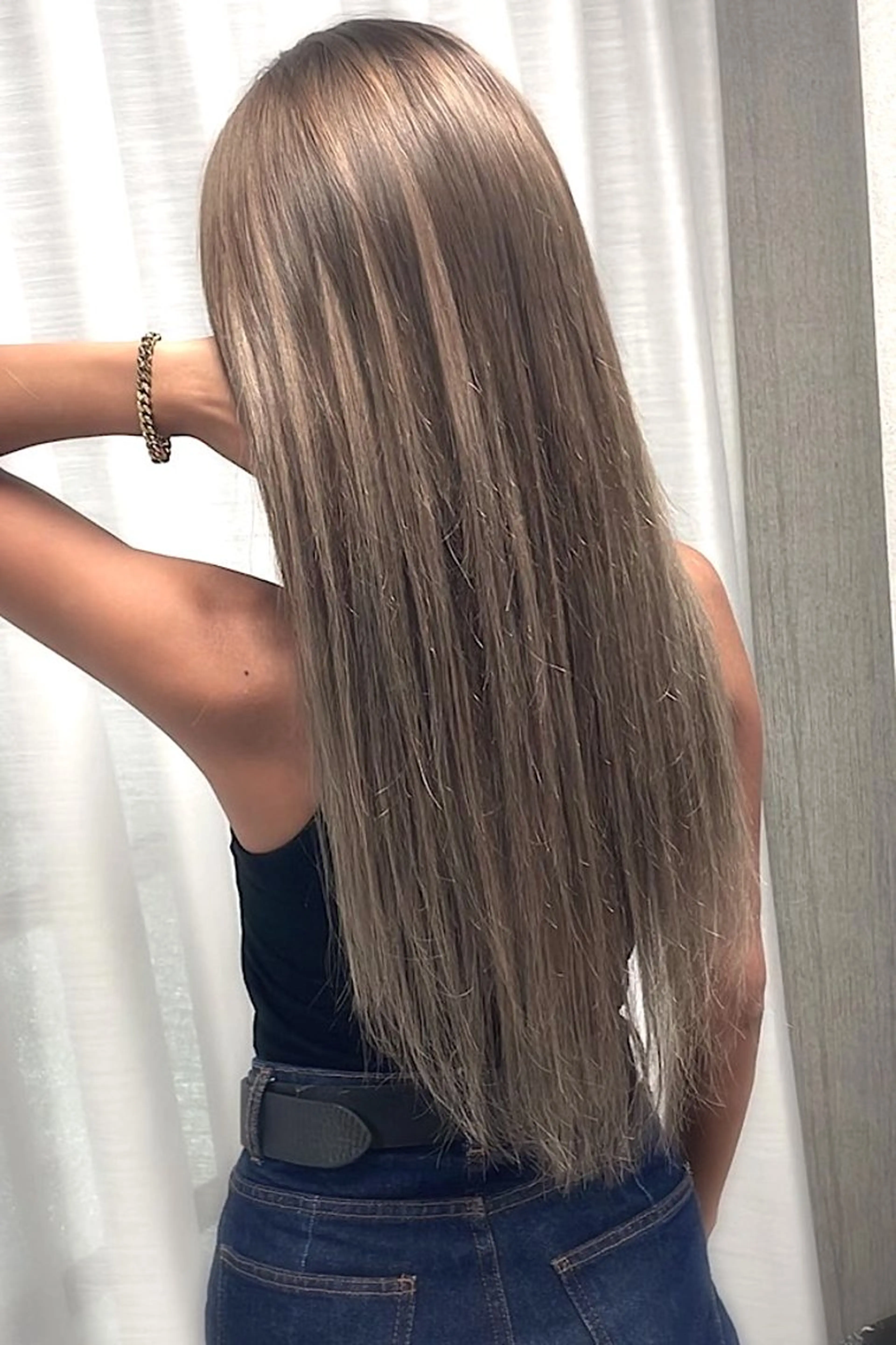 ミディアム カラー プルエクステ シールエクステ ミディアムパーマ 黒髪 ブリーチ 💎ルフレ歌舞伎町 💎プルエクステのヘアスタイル