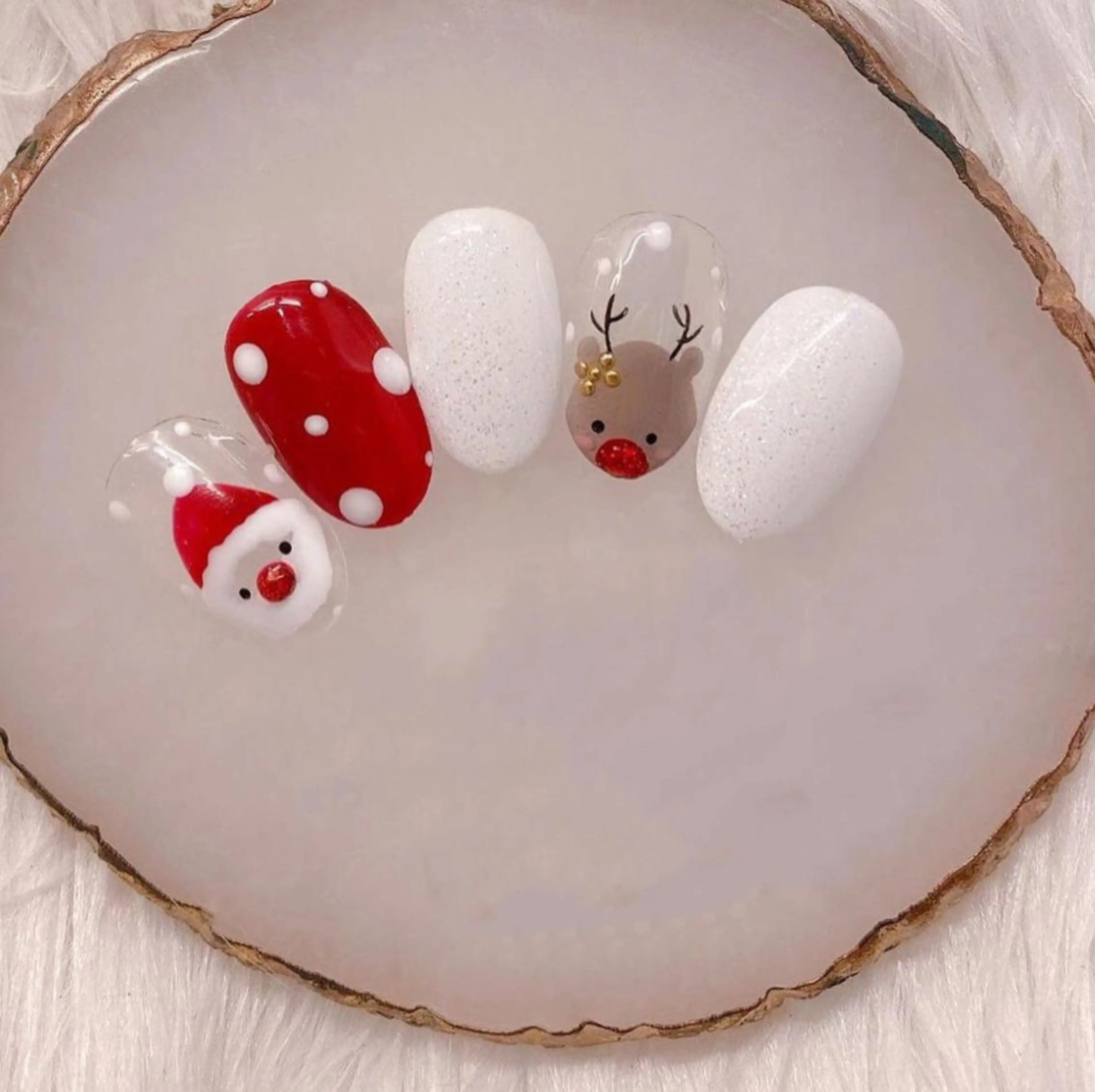 ネイル ハク キのネイルデザイン