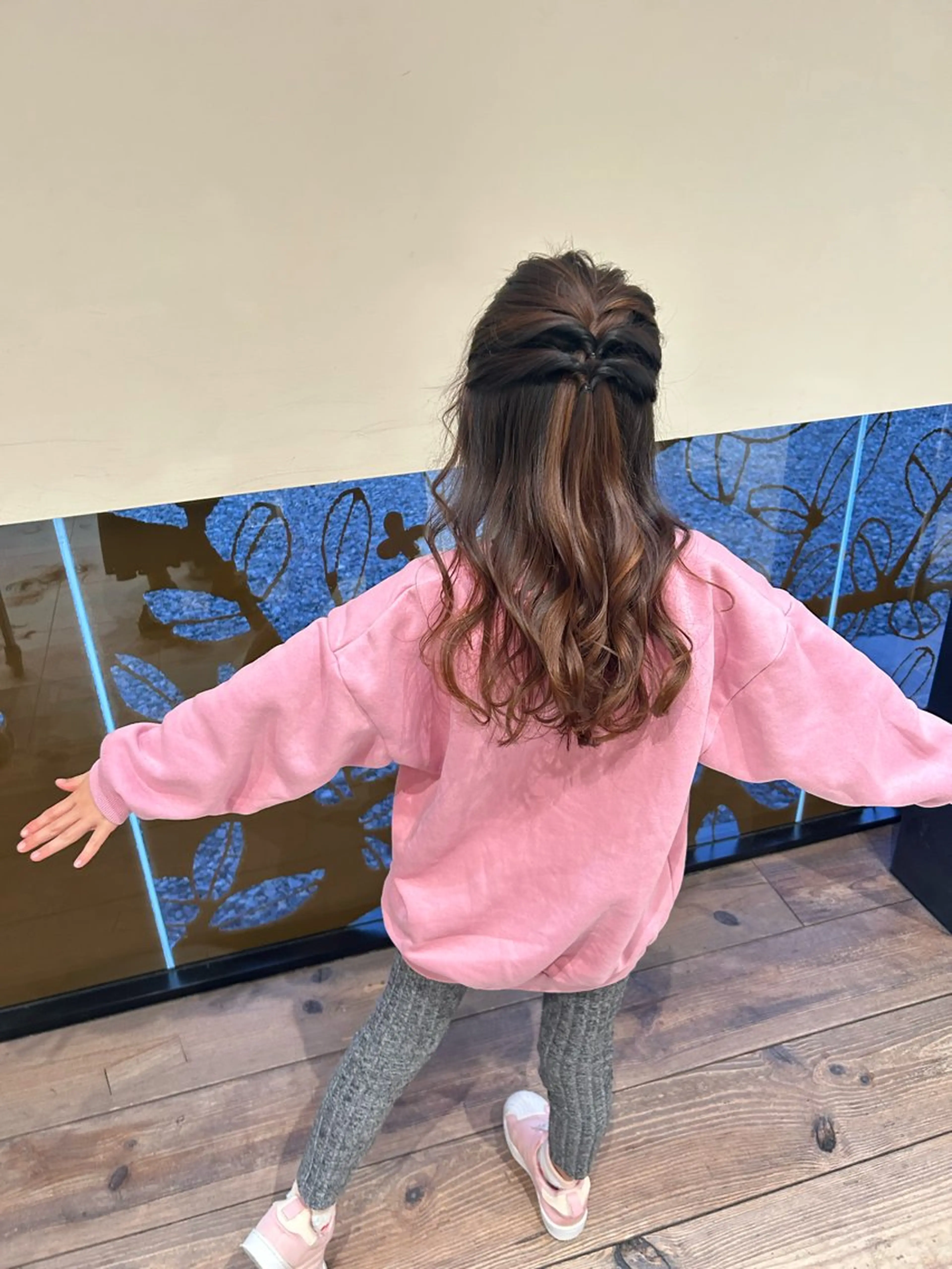 ロング ヘアアレンジ カット 村松 麻菜のヘアスタイル