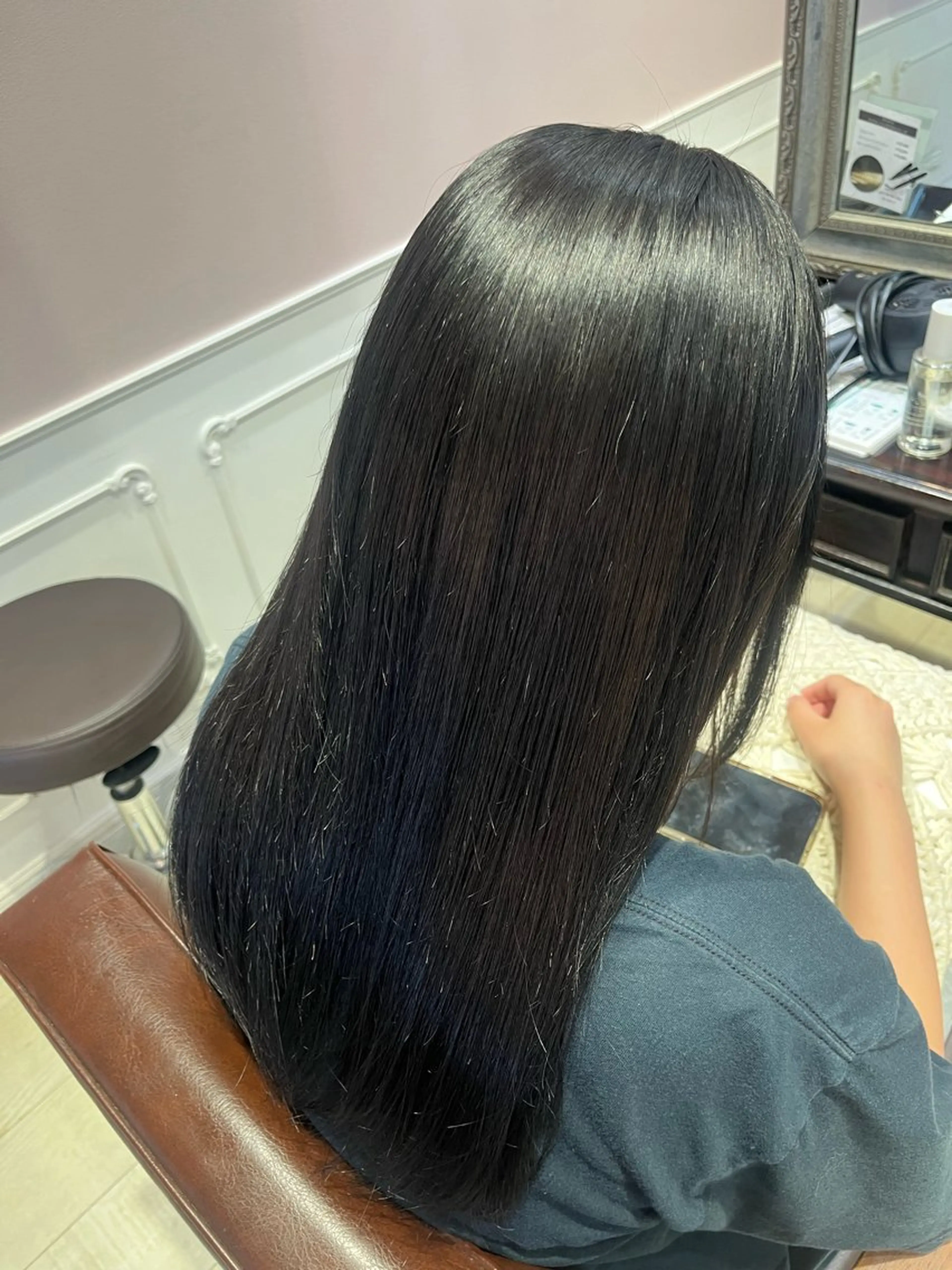 カラー 黒髪 ブルーカラー ブルーブラック 暖色カラー🌼 ほのか🌼のヘアスタイル