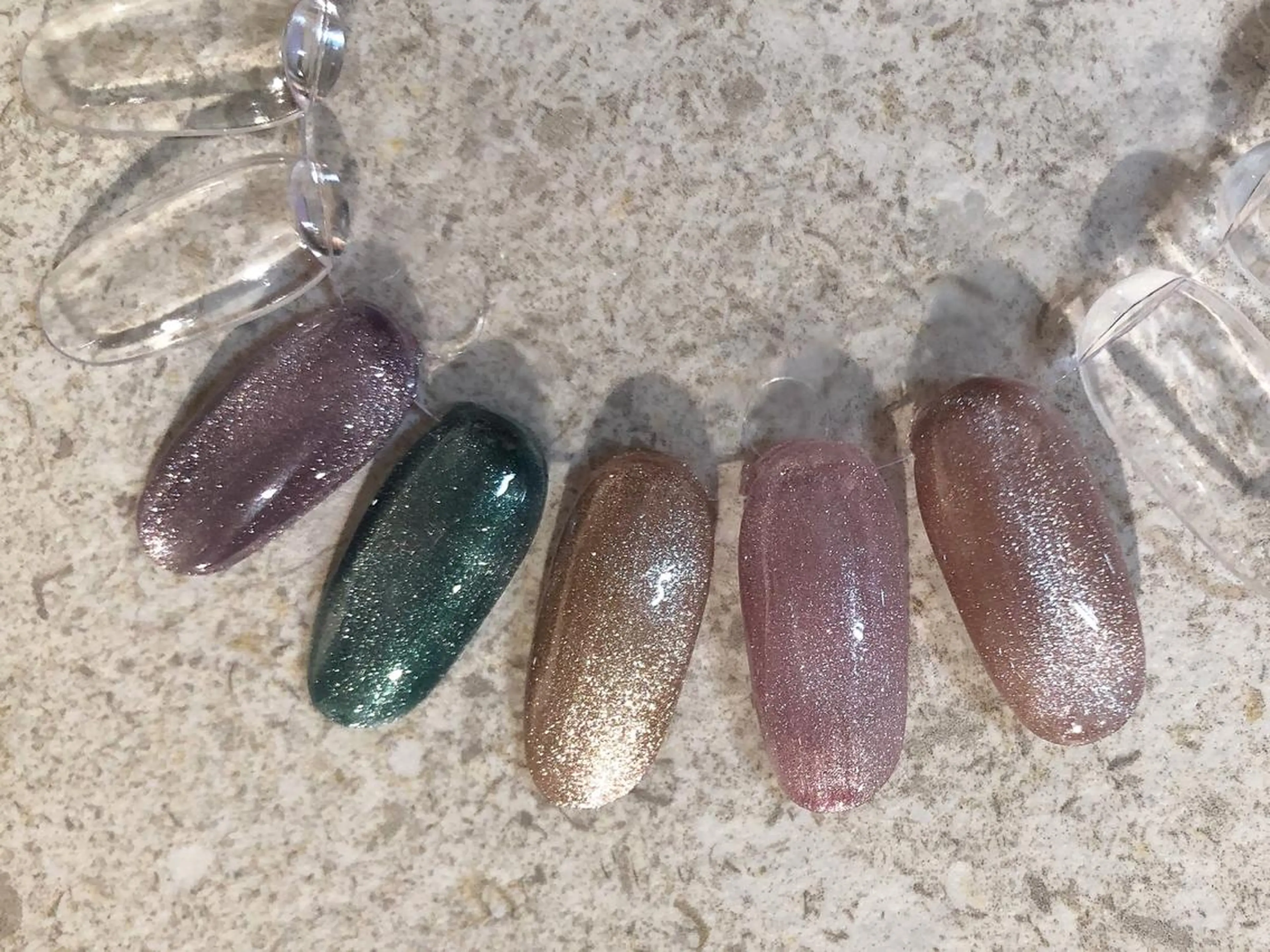 ネイル マグネットネイル ハンドネイル ハンドケア esby Loely MIZUKIのネイルデザイン