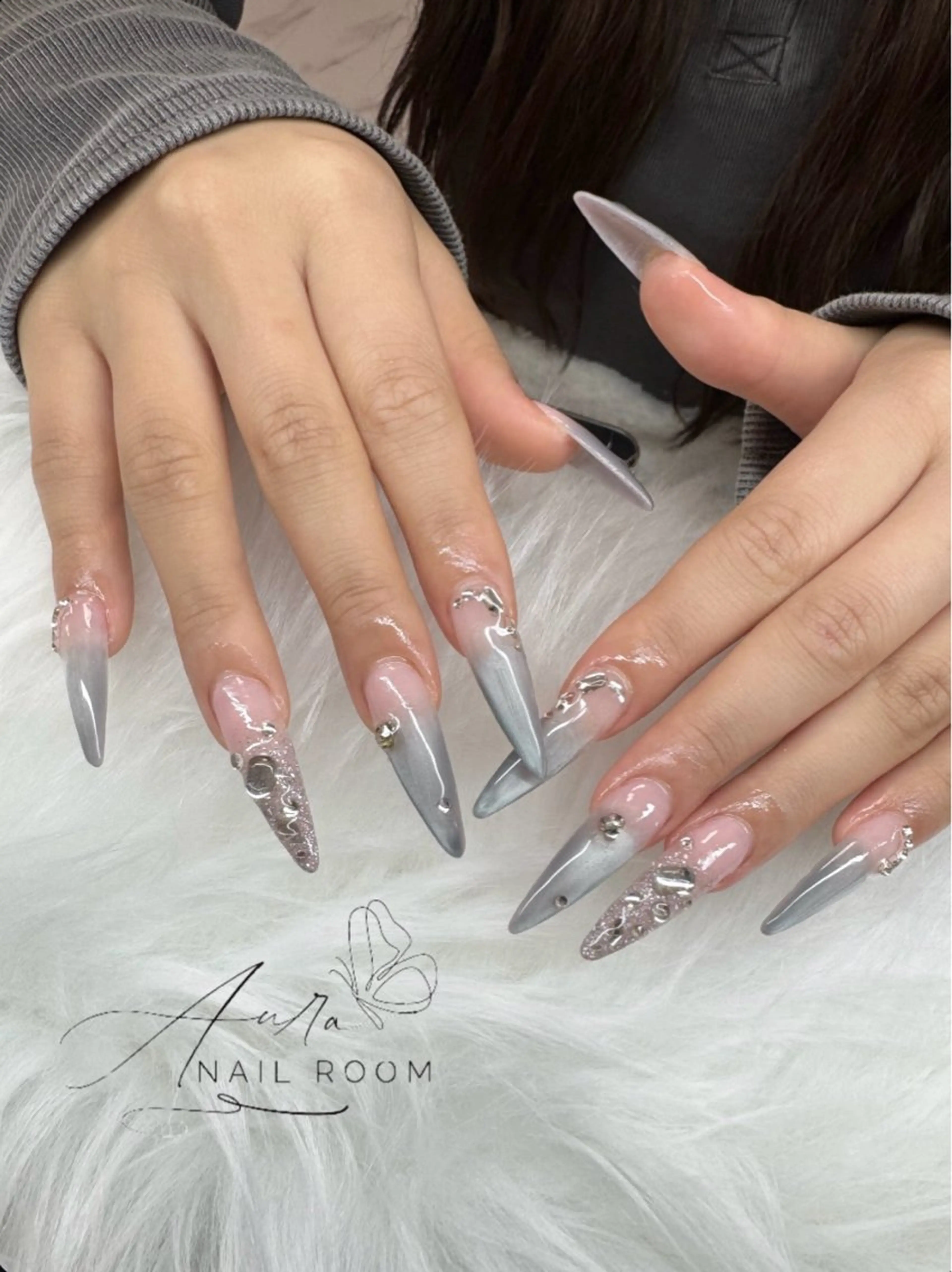 ネイル Aura nail room所属・Lu naのネイルデザイン