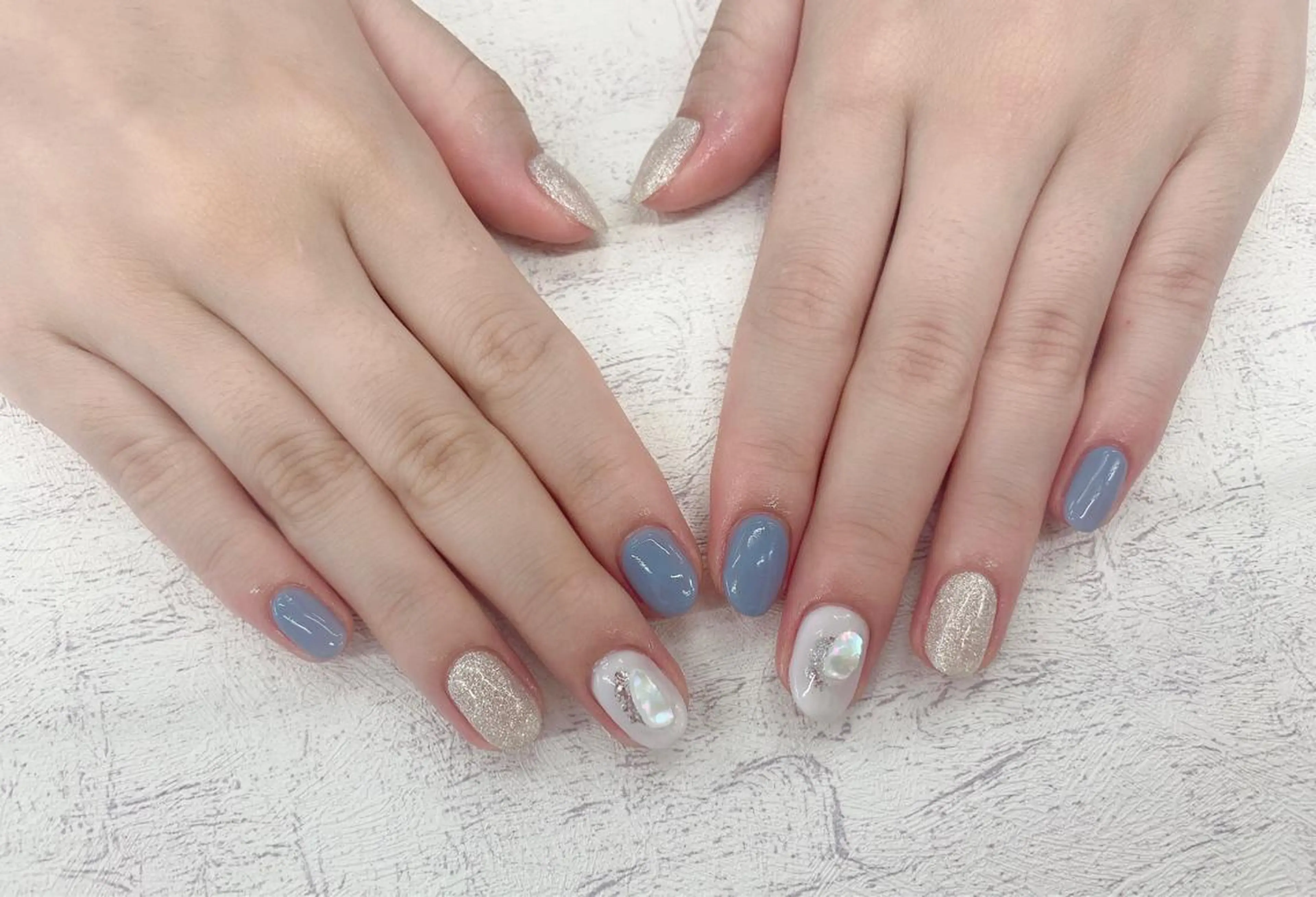 ネイル シンプルネイル ハンドネイル Romine アイラッシュ&ネイルのマツエク・マツパデザイン