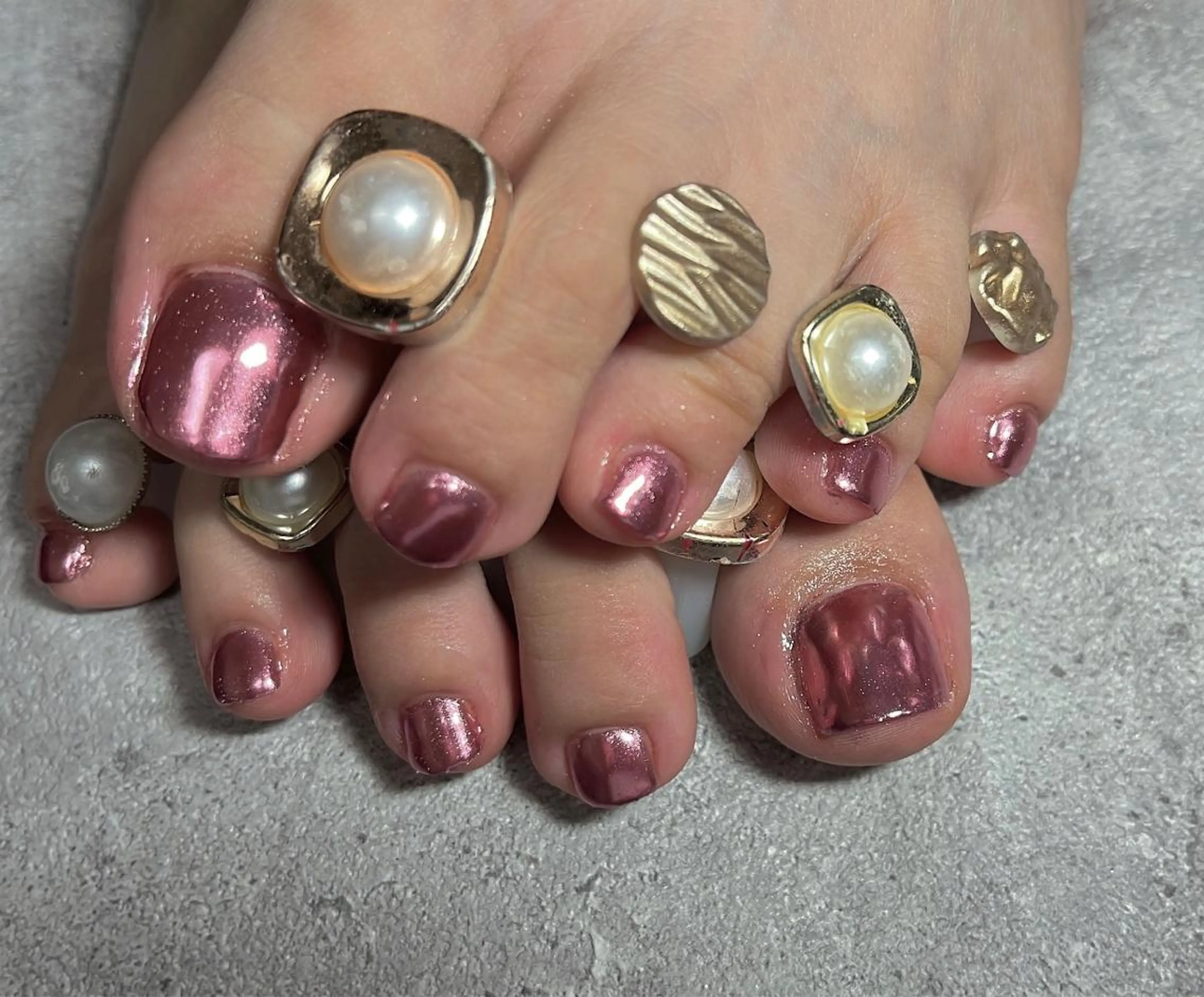 ネイル ミラーネイル ピンク シンプルネイル フットネイル Ruana Nailのネイルデザイン
