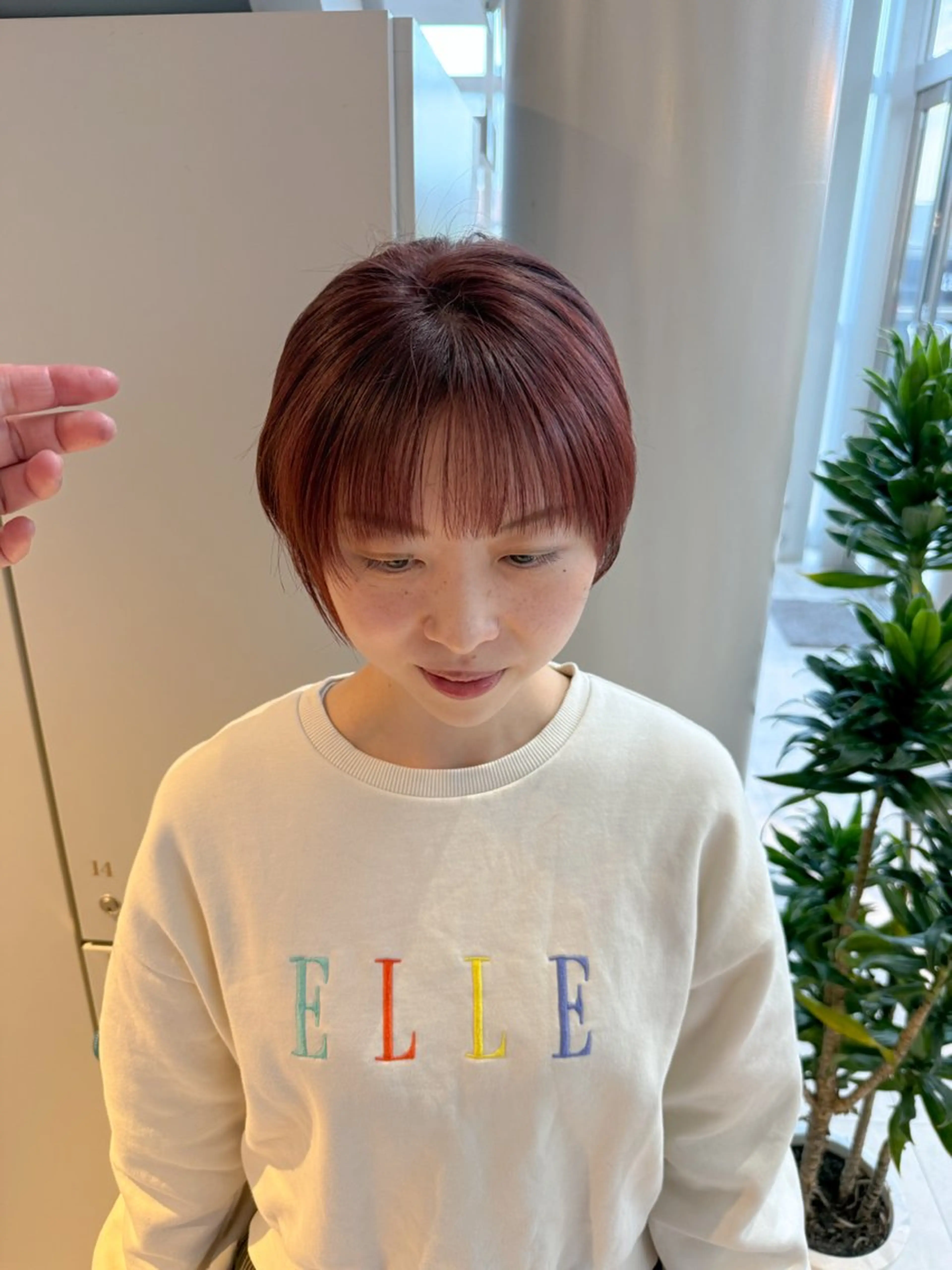 ショート カラー 顔周りカット ショートヘア 石原圭悟 /ショート/艶カラーのヘアスタイル