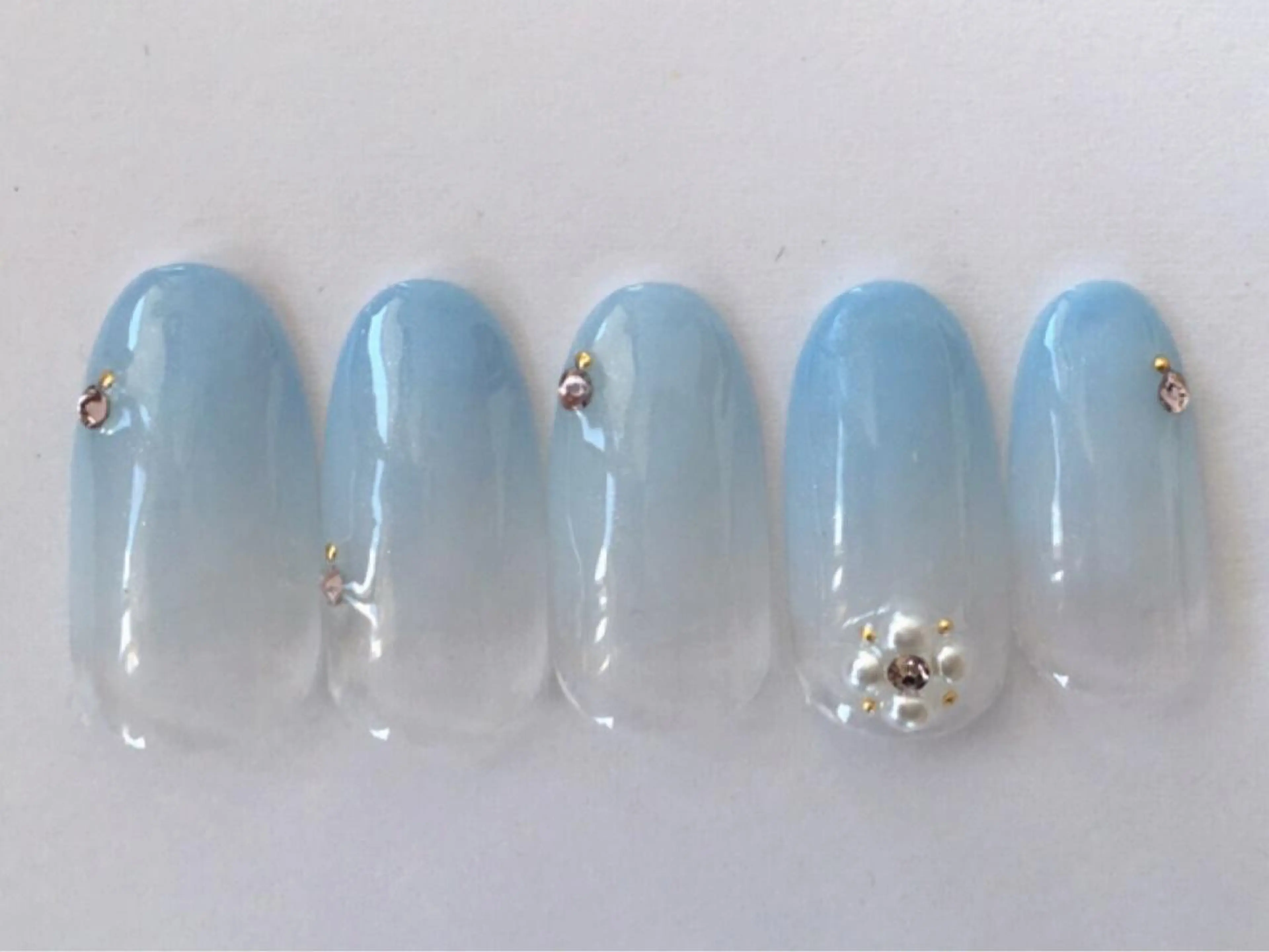 ネイル 💗🪽Tiary Nail🪽💗のネイルデザイン