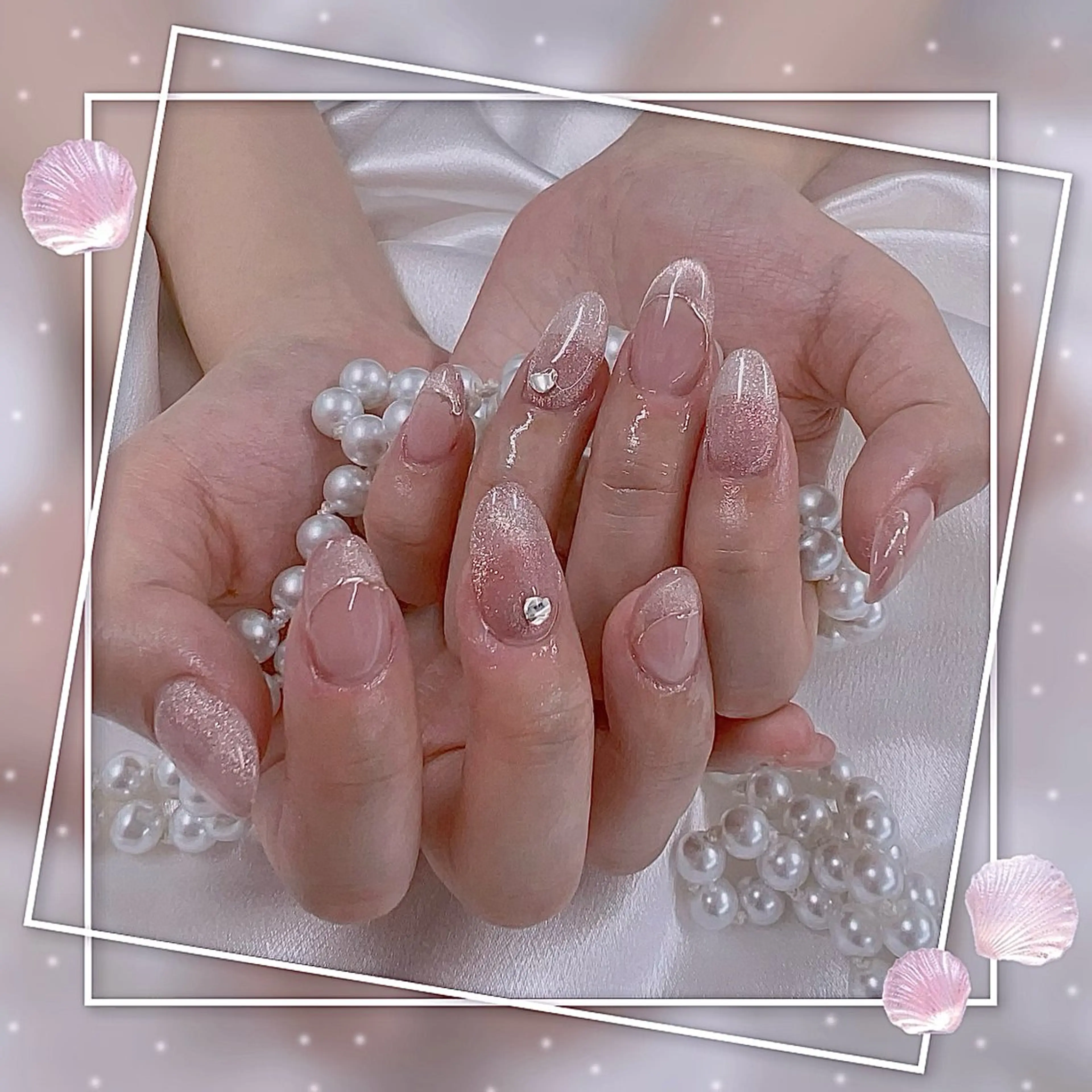 ネイル フレンチネイル グラデーション キラキラネイル 韓国ネイル マグネットネイル ハンドネイル Chill Nailsalonのネイルデザイン