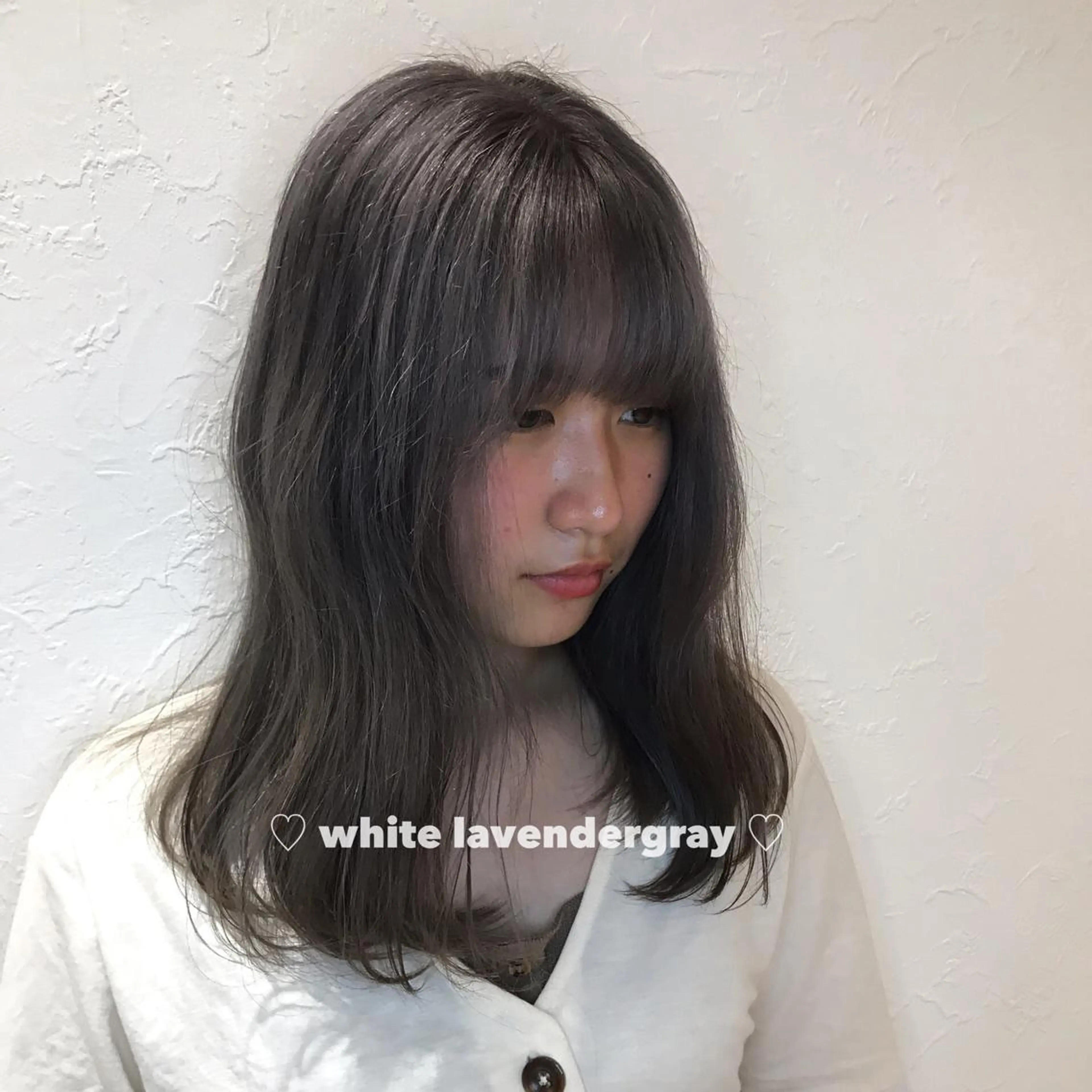 ミディアム ブリーチなしカラー ダブルカラーエクステのヘアスタイル