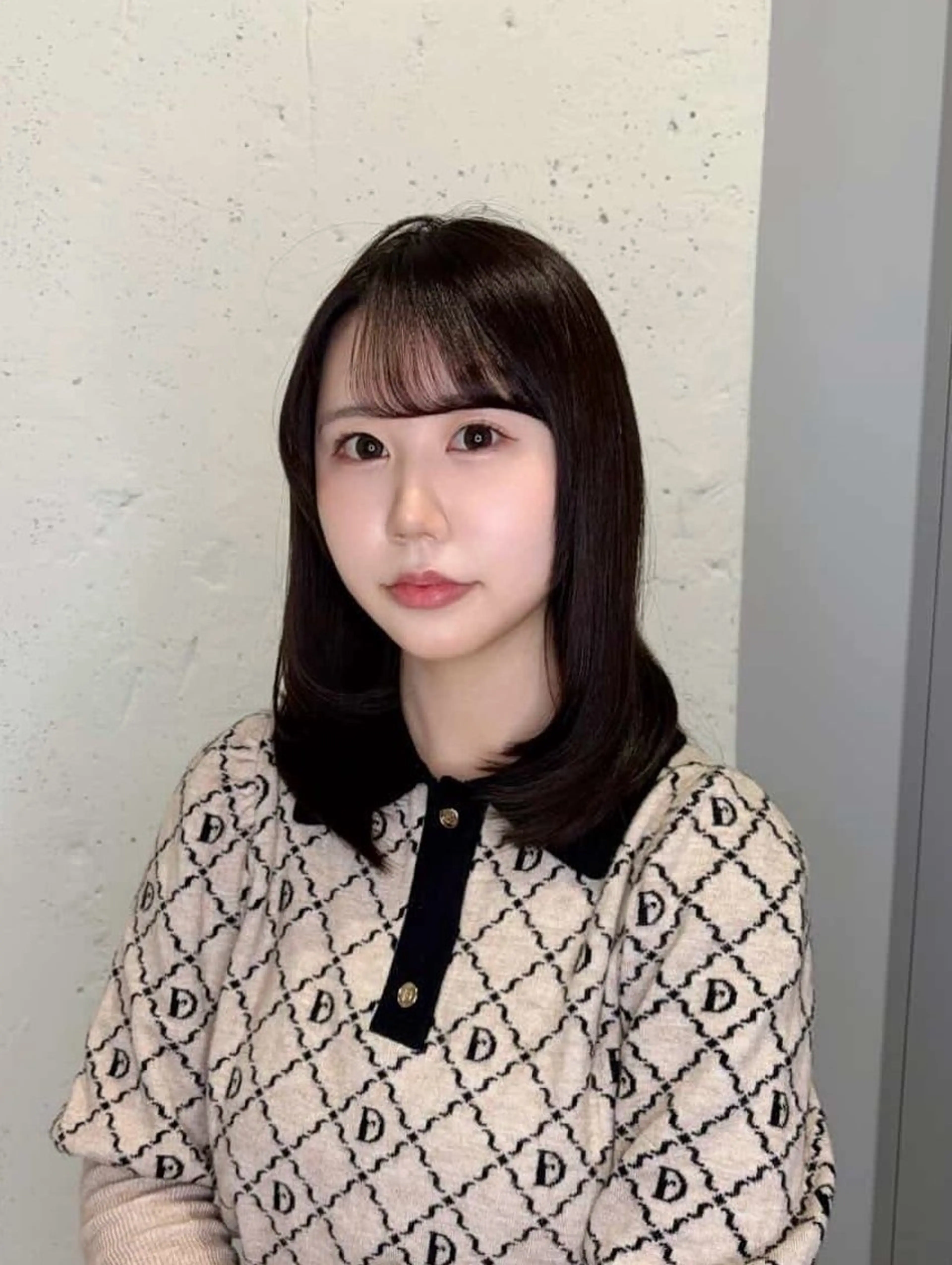 ミディアム カラー 透明感カラー🎀／ 寒色カラー／マツエクのヘアスタイル