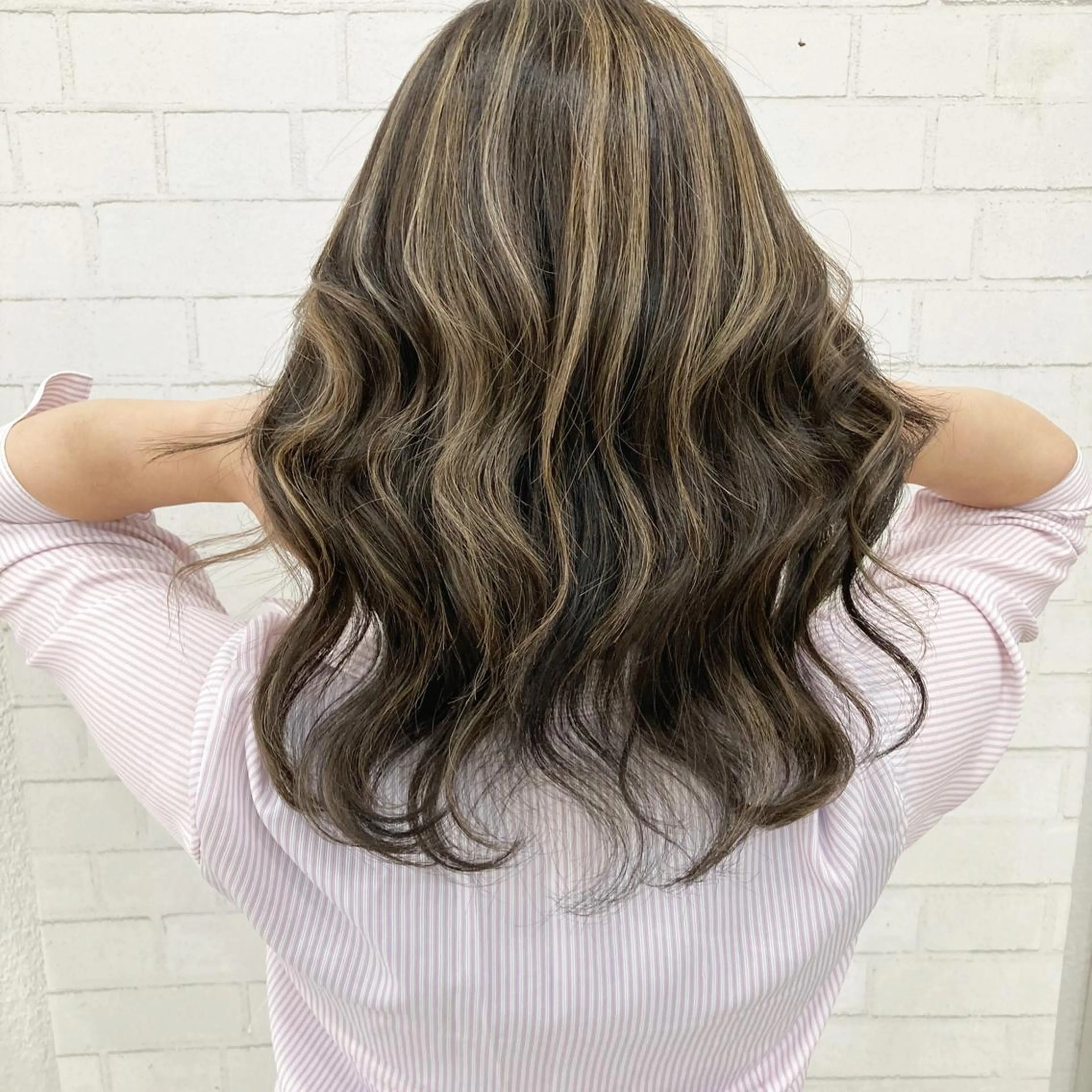 カラー 宇田川 直輝のヘアスタイル