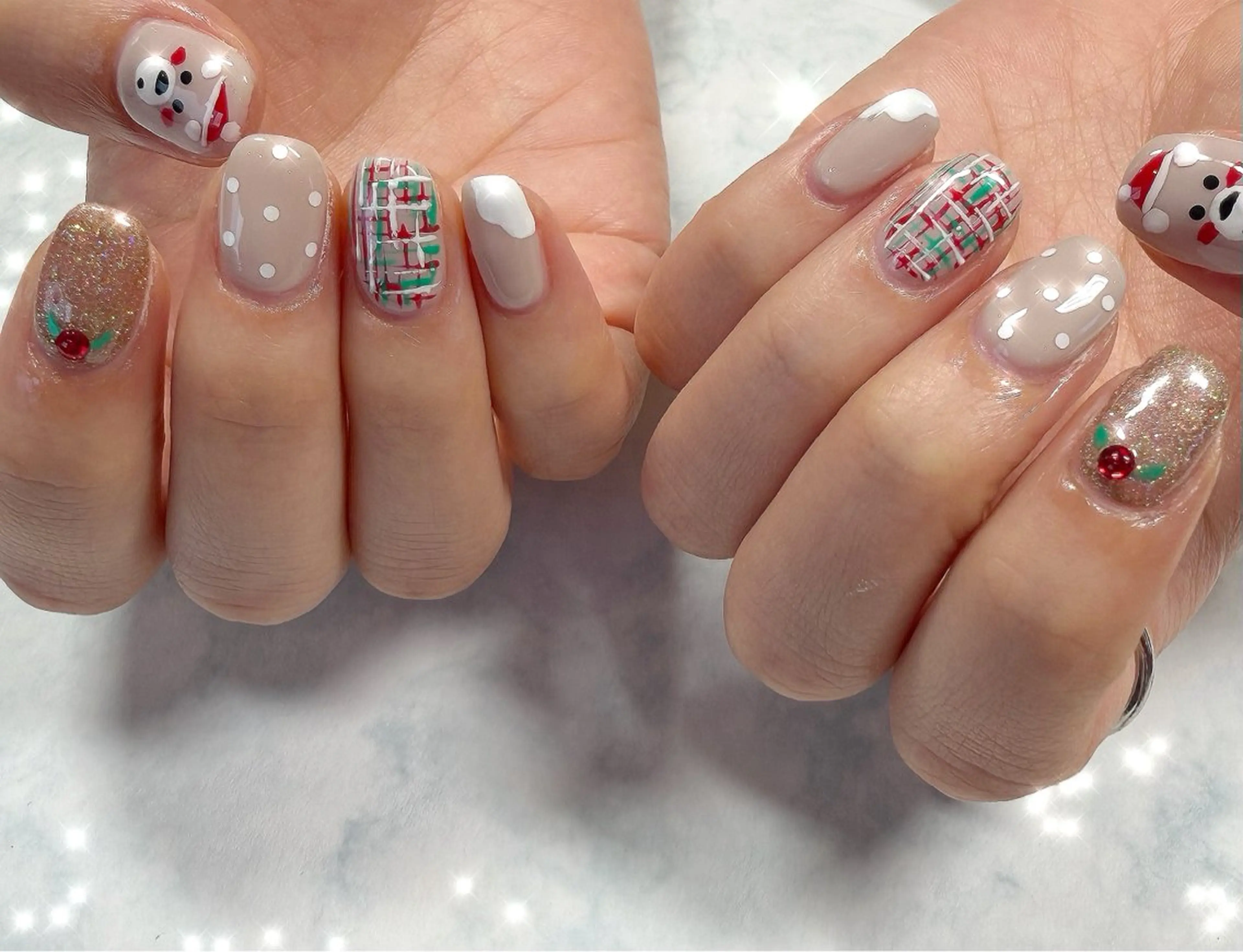 ネイル ハンドネイル colors荻窪所属・colors 荻窪のネイルデザイン