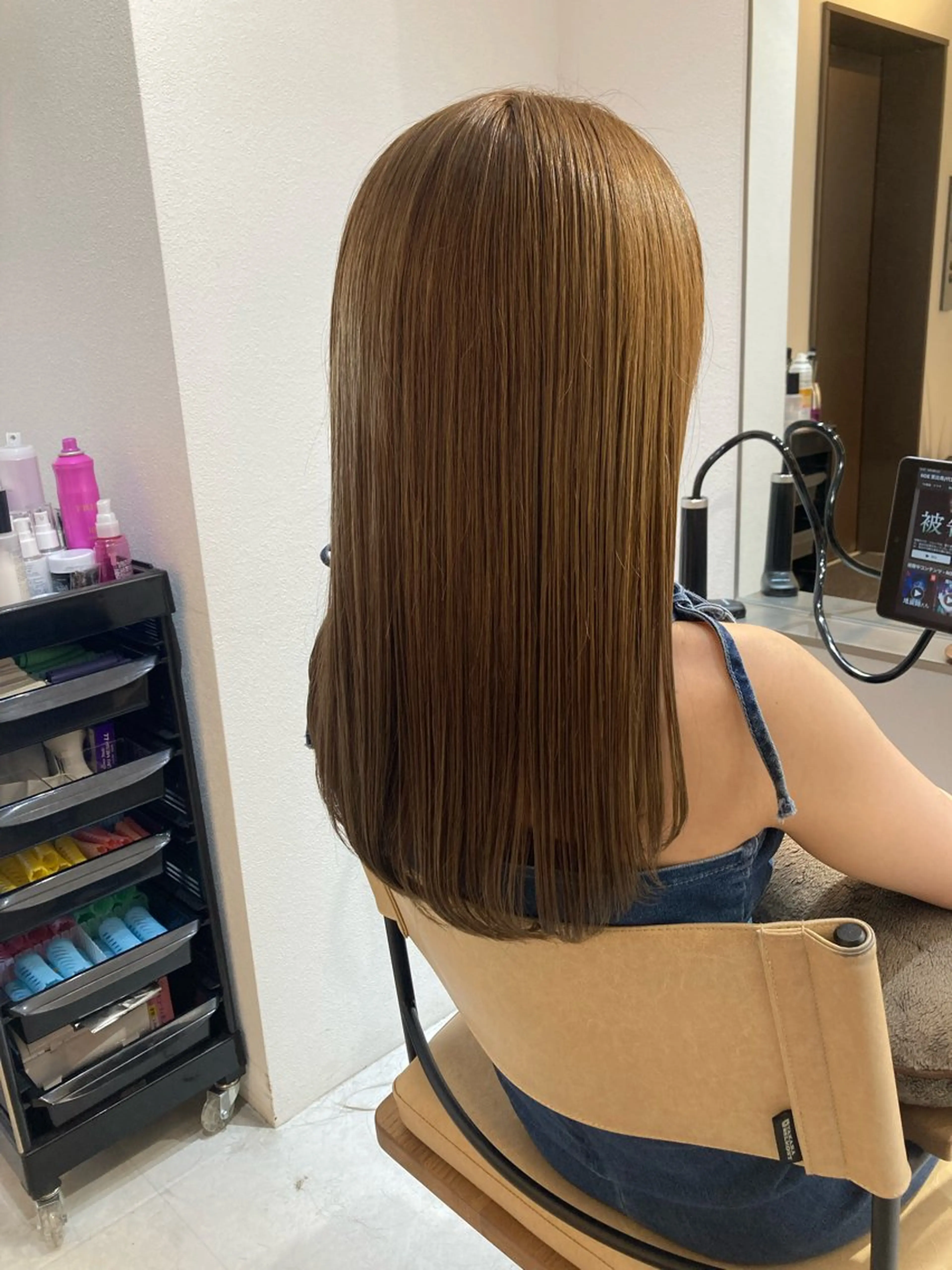 ロング ✨色持ちの良い艶 カラー✨蟹江真世のヘアスタイル