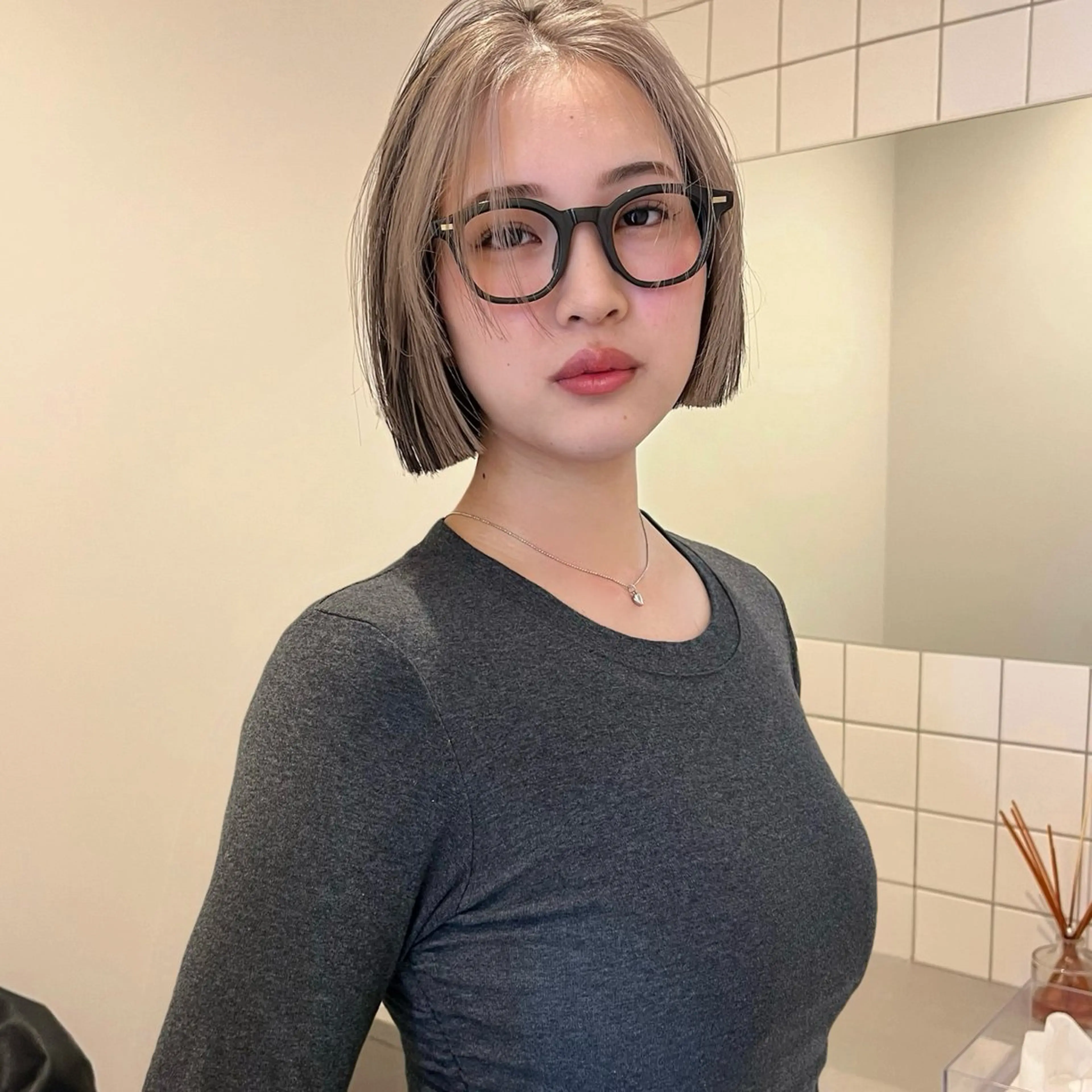 ミディアム カラー ミストバング  フェイスフレーミング ヘアカラー トリートメント 舟橋耀/ブリーチカラ ー/レイヤーカットのヘアスタイル