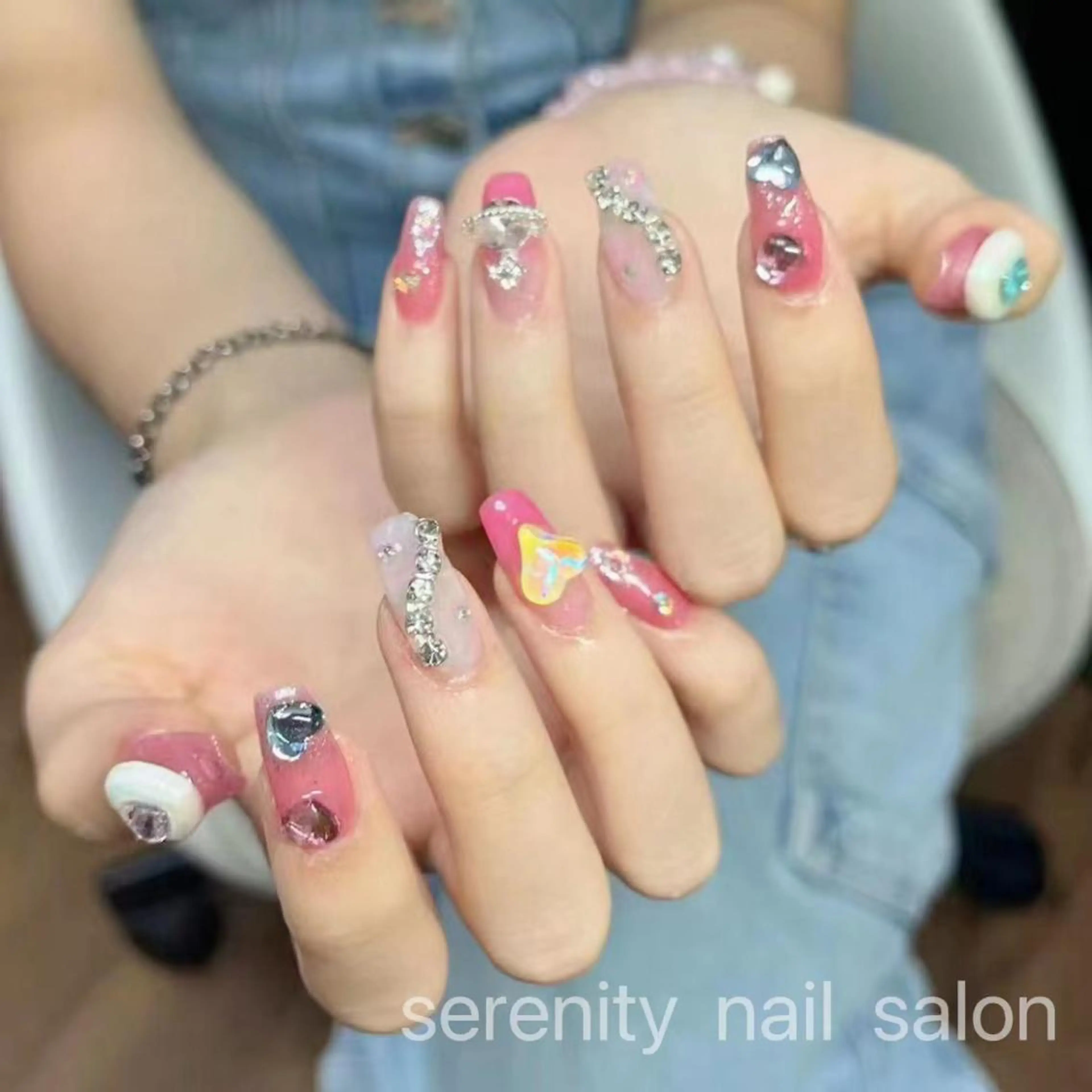 ネイル ハンドネイル ハンドケア ✨Serenity Nail salonのネイルデザイン