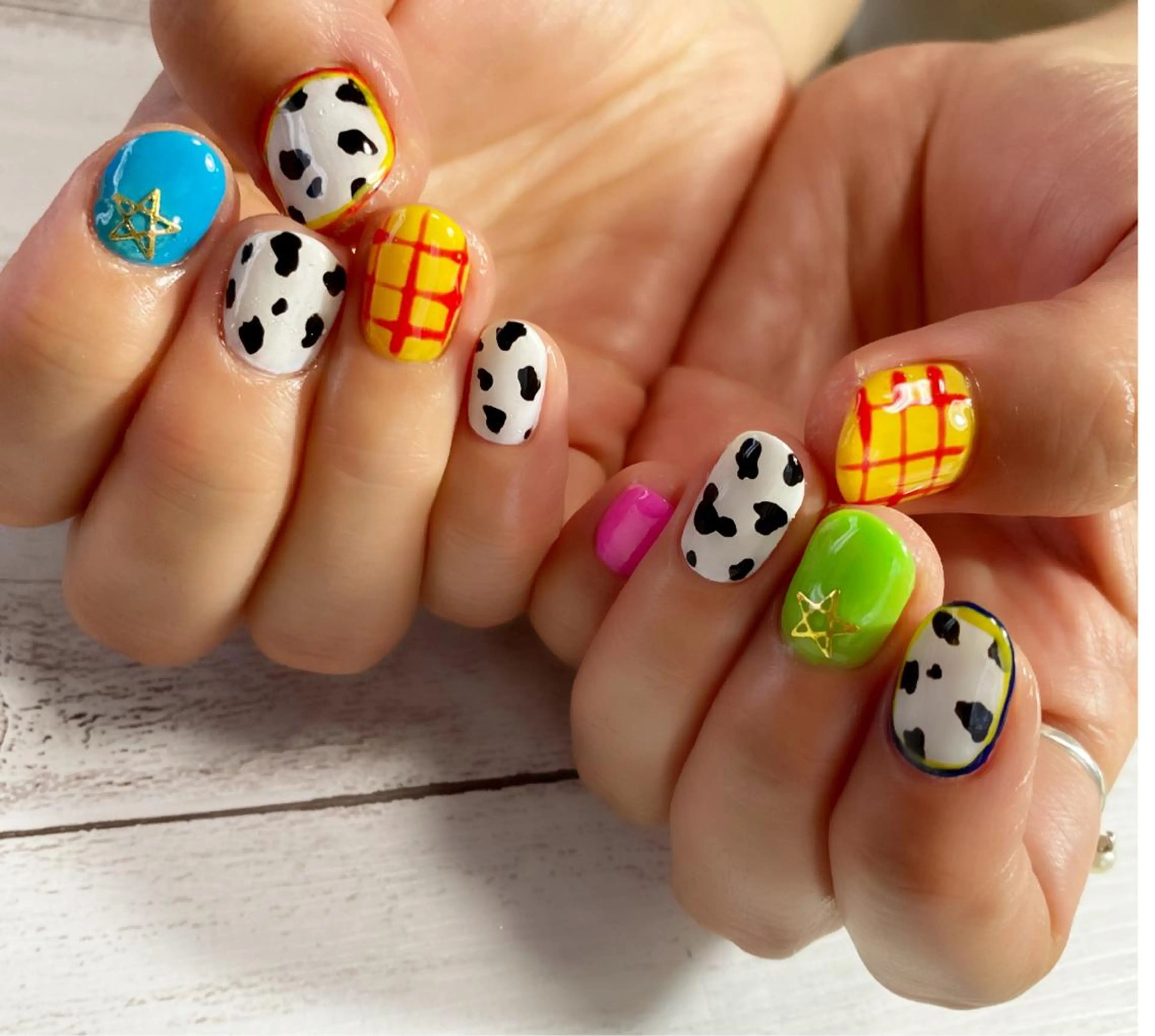 ネイル ハンドネイル NAIL Nutsのネイルデザイン