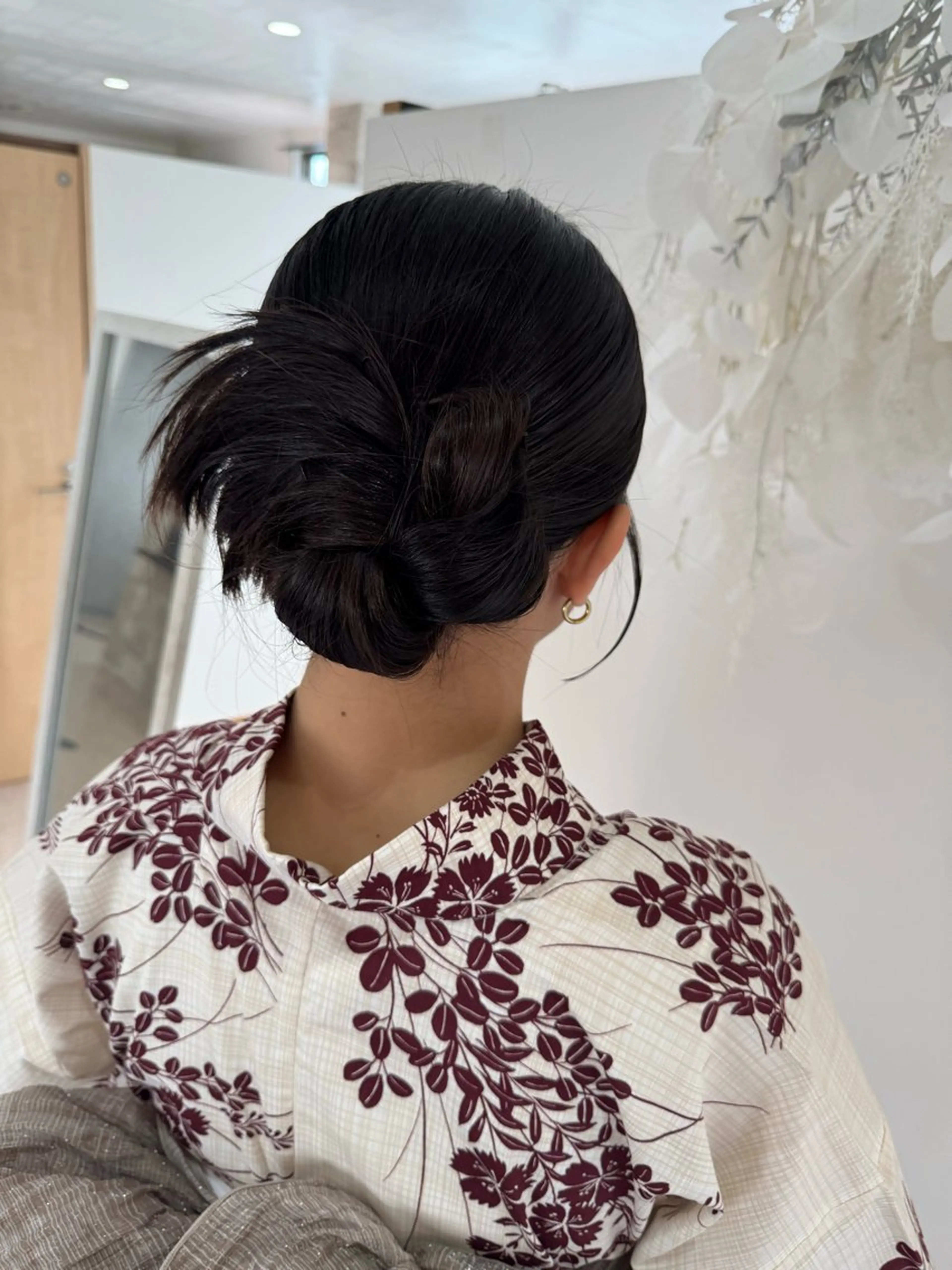 ロング ヘアアレンジ Hairmake Floraのヘアスタイル