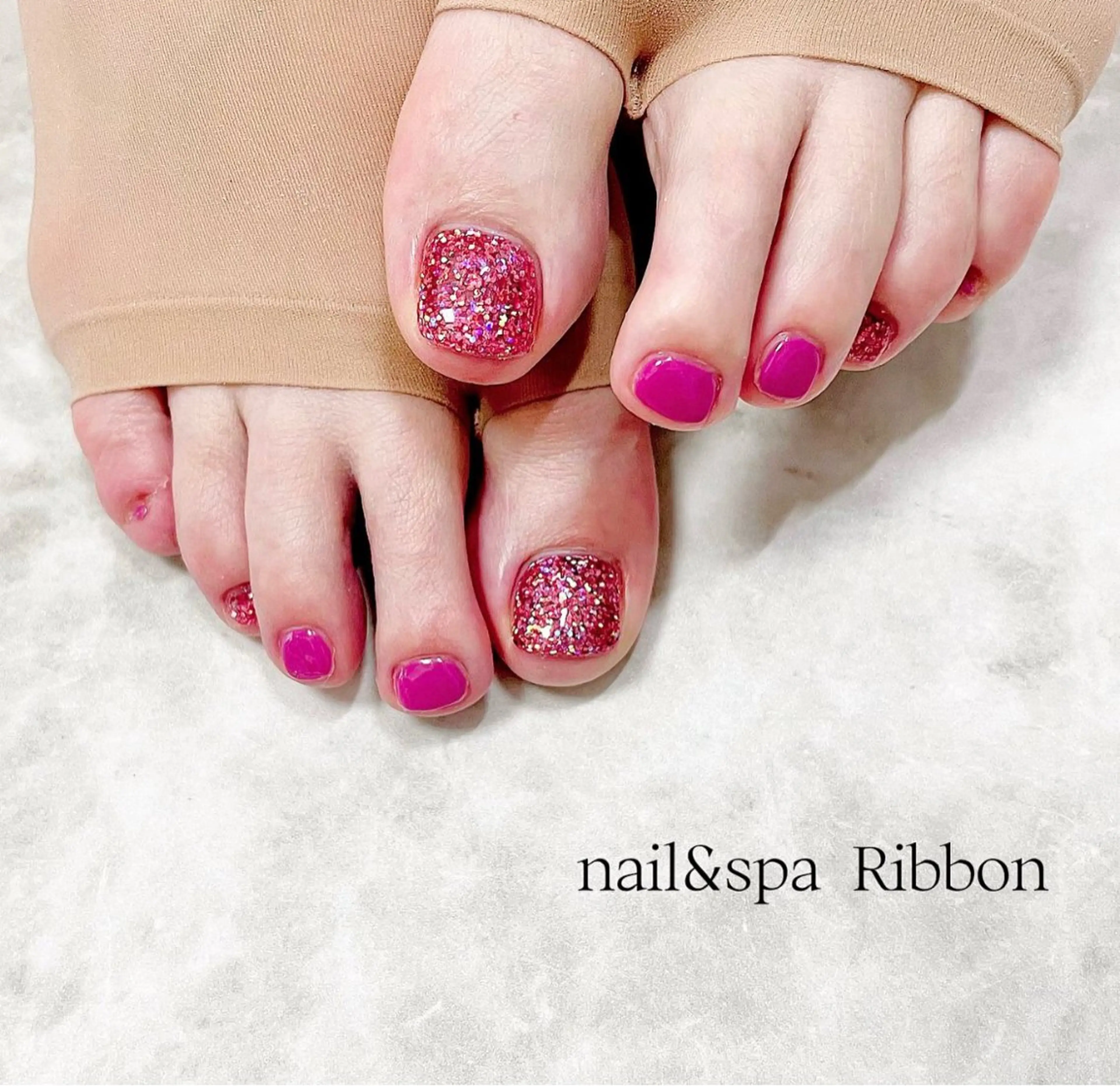 ネイル 東 真百のネイルデザイン