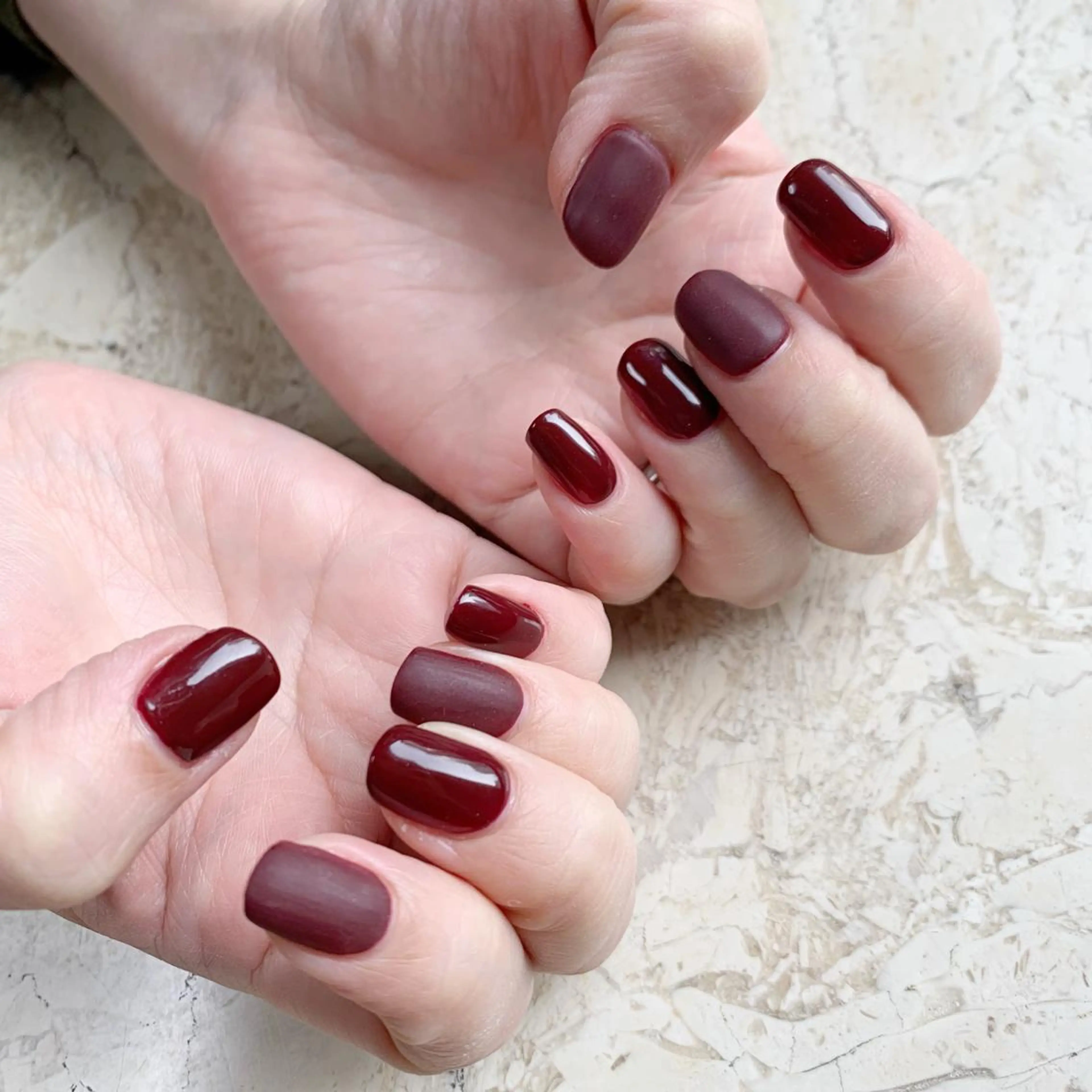 ネイル アートネイル ボルドー ドット フレンチネイル ジェルネイル ハンドネイル nail salon mieux(ミュー)のネイルデザイン