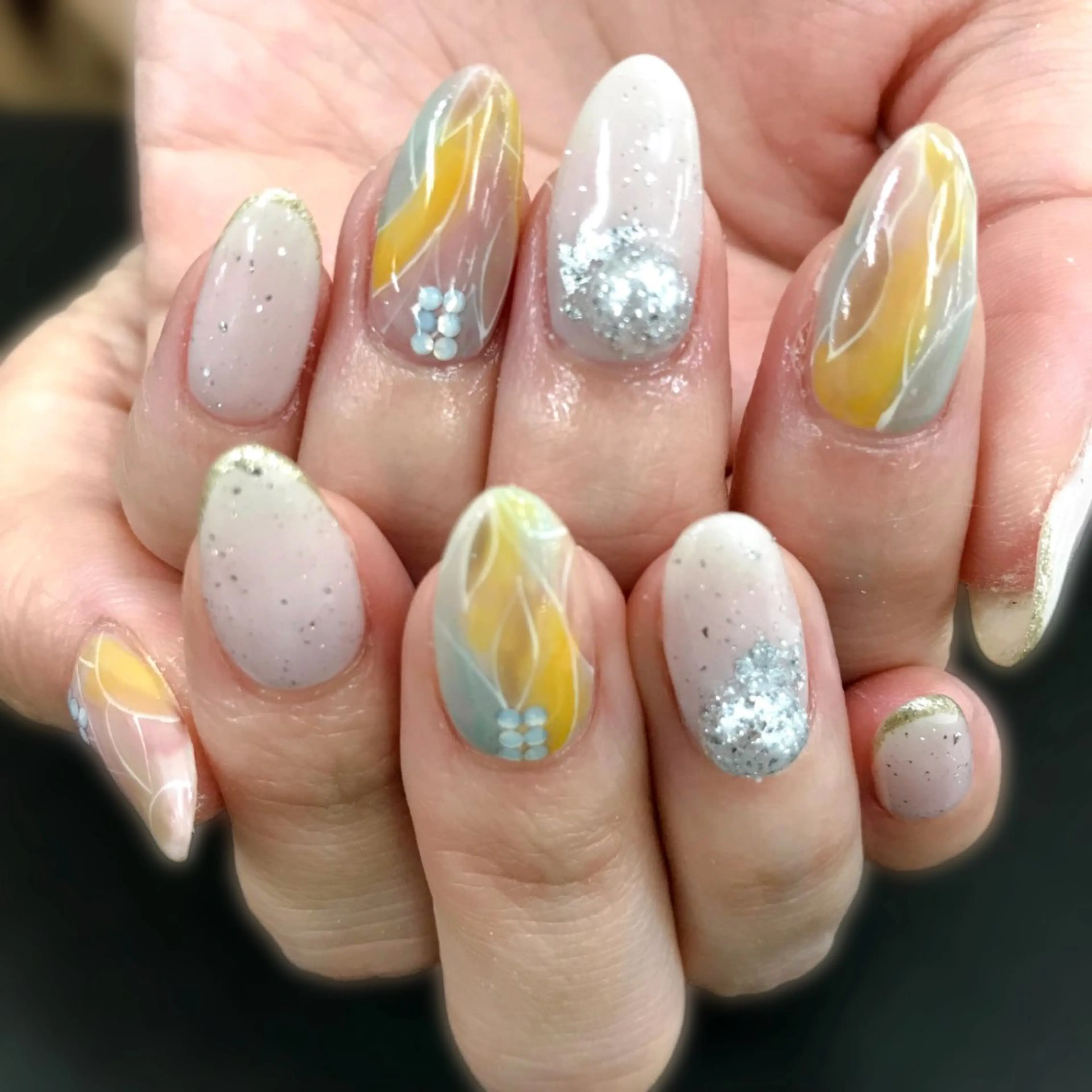 ネイル ジェルネイル ラメ(グリッター) ハンドネイル NAIL MOONのネイルデザイン