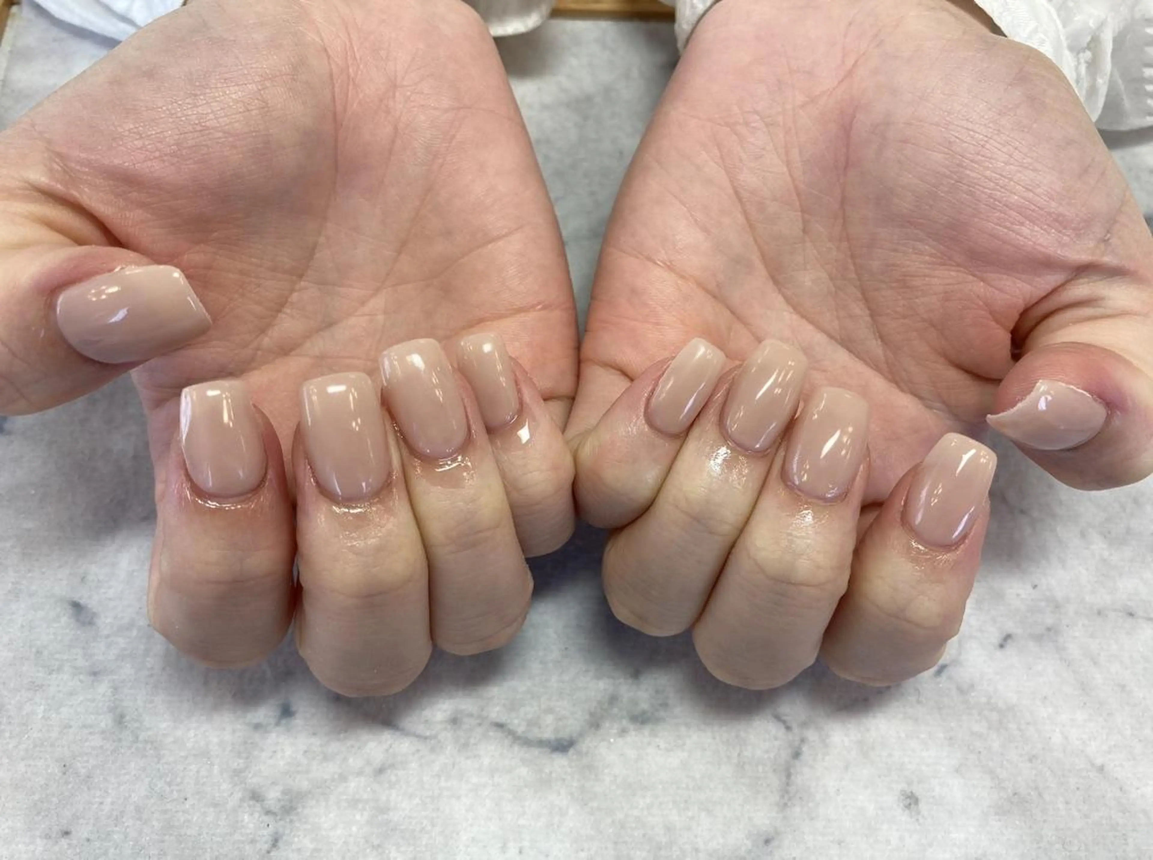 ネイル ネイルリボン 受付スタッフのネイルデザイン