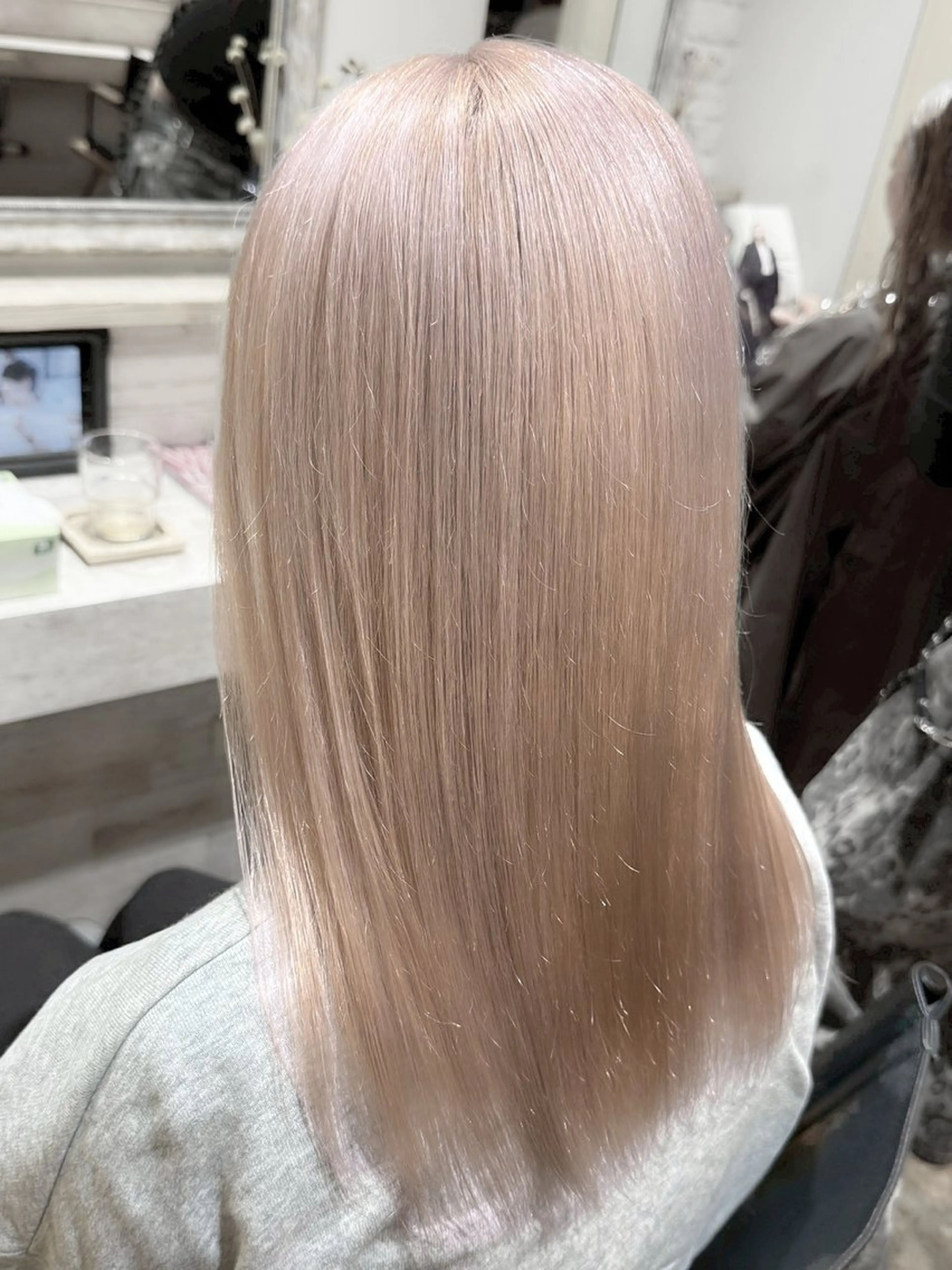 セミロング カラー カット ヘアカラー トリートメント 透明感カラー/パーマ 🌀アオノのヘアスタイル