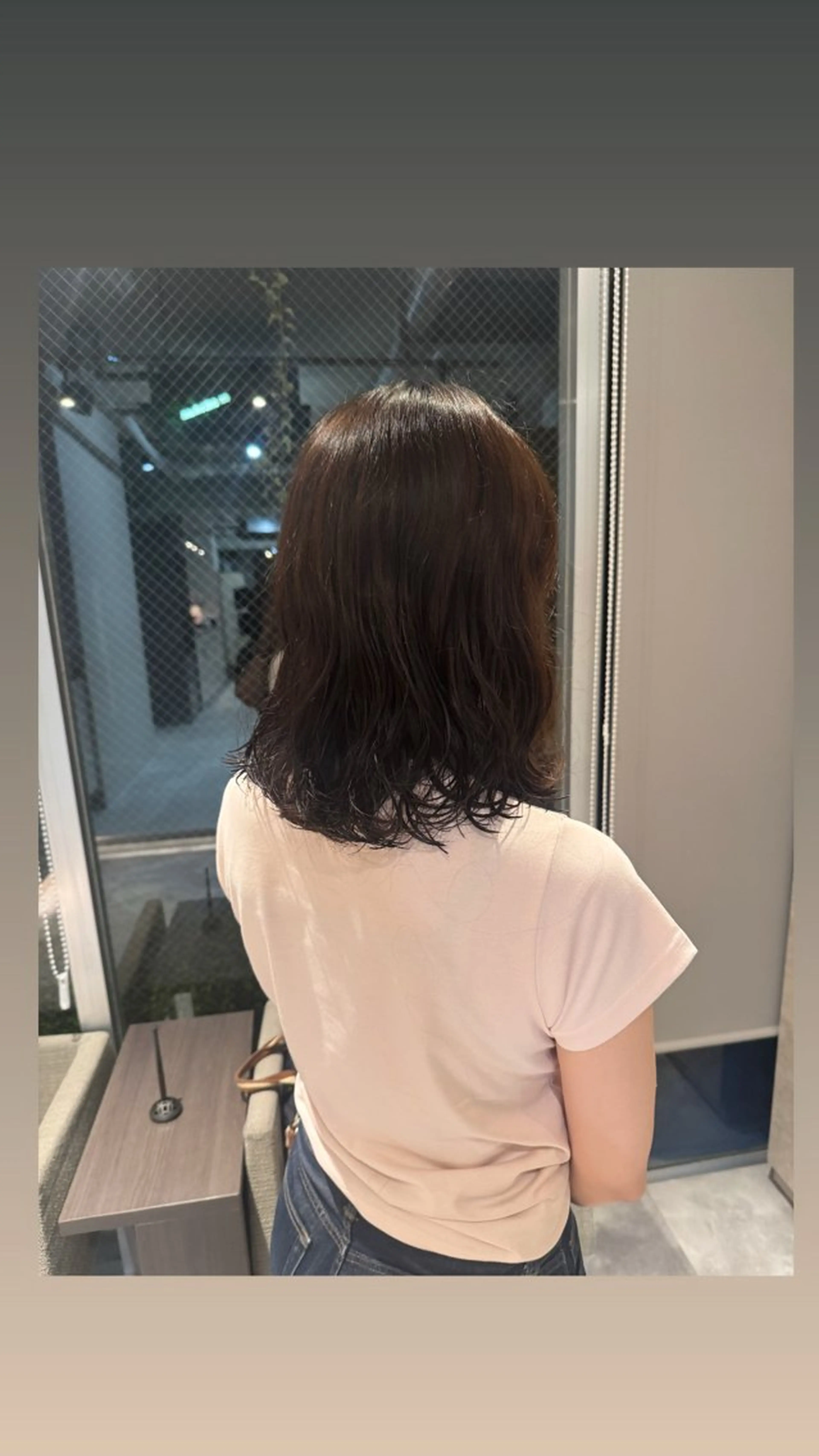 ミディアム パーマ Beige+Rr salon EBISU所属・スガハラ アンナのヘアスタイル