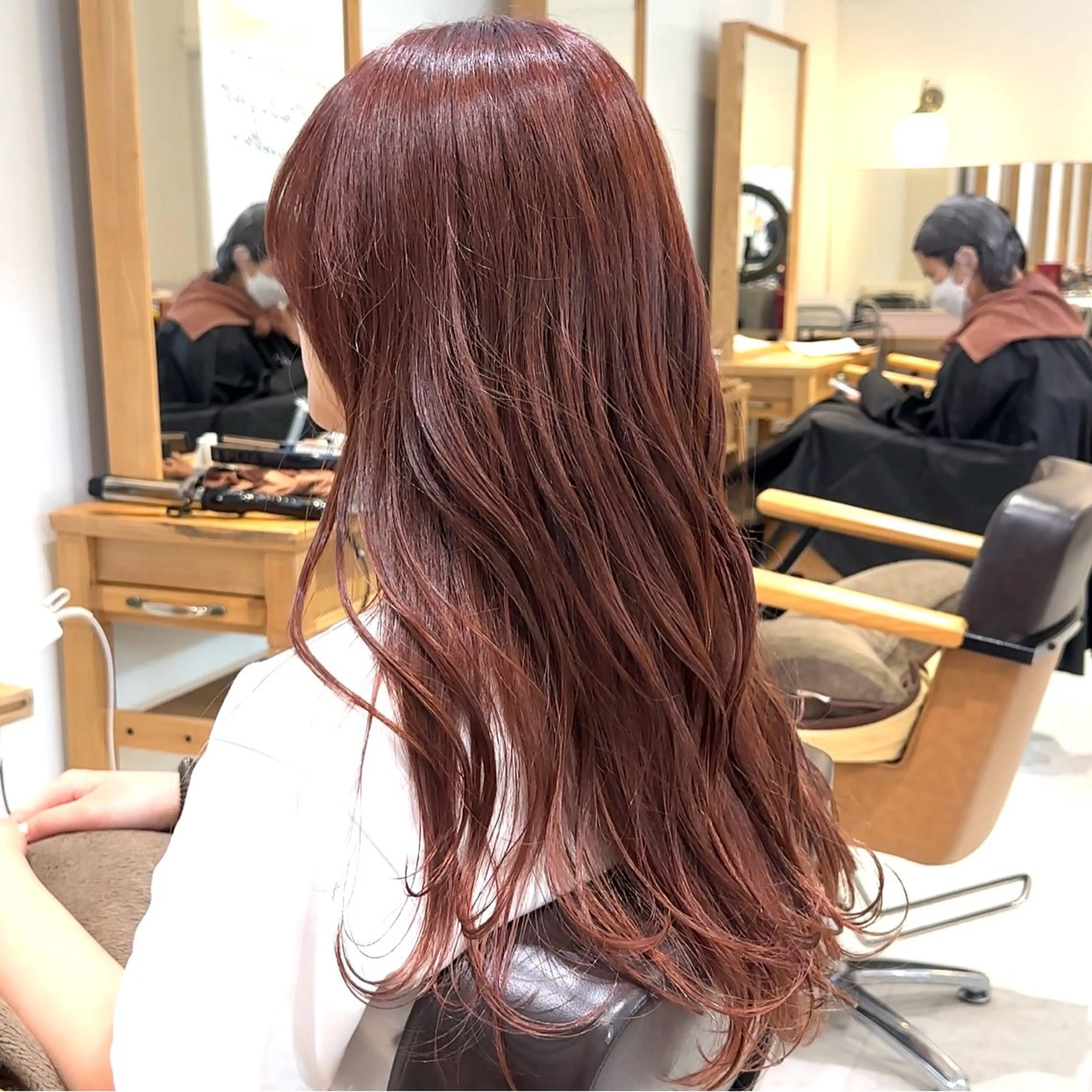 ロング 小西冬馬  髪質改善 縮毛矯正 艶カラーのヘアスタイル