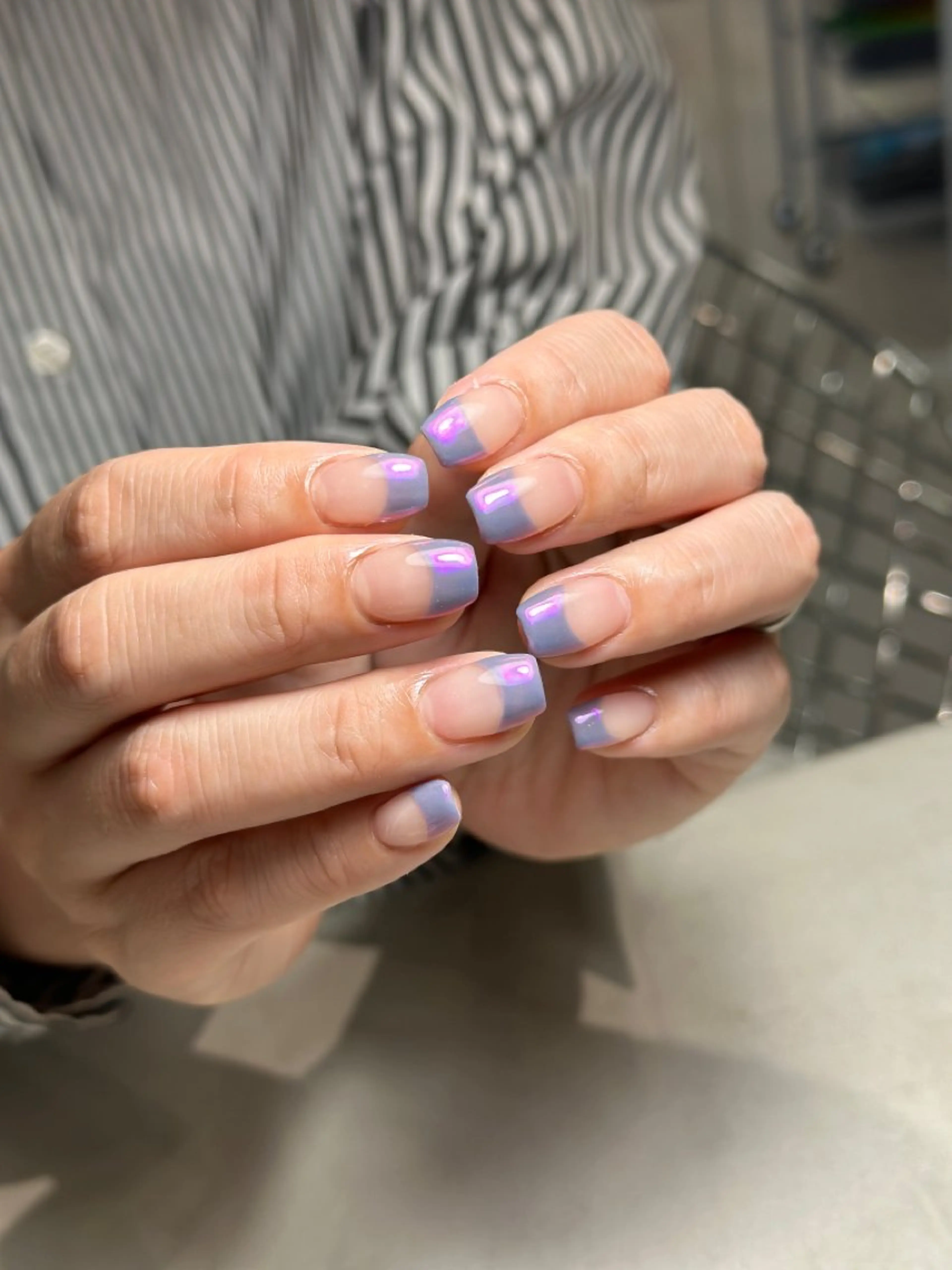 ネイル オーロラネイル ハンドネイル lamp nail modelのネイルデザイン