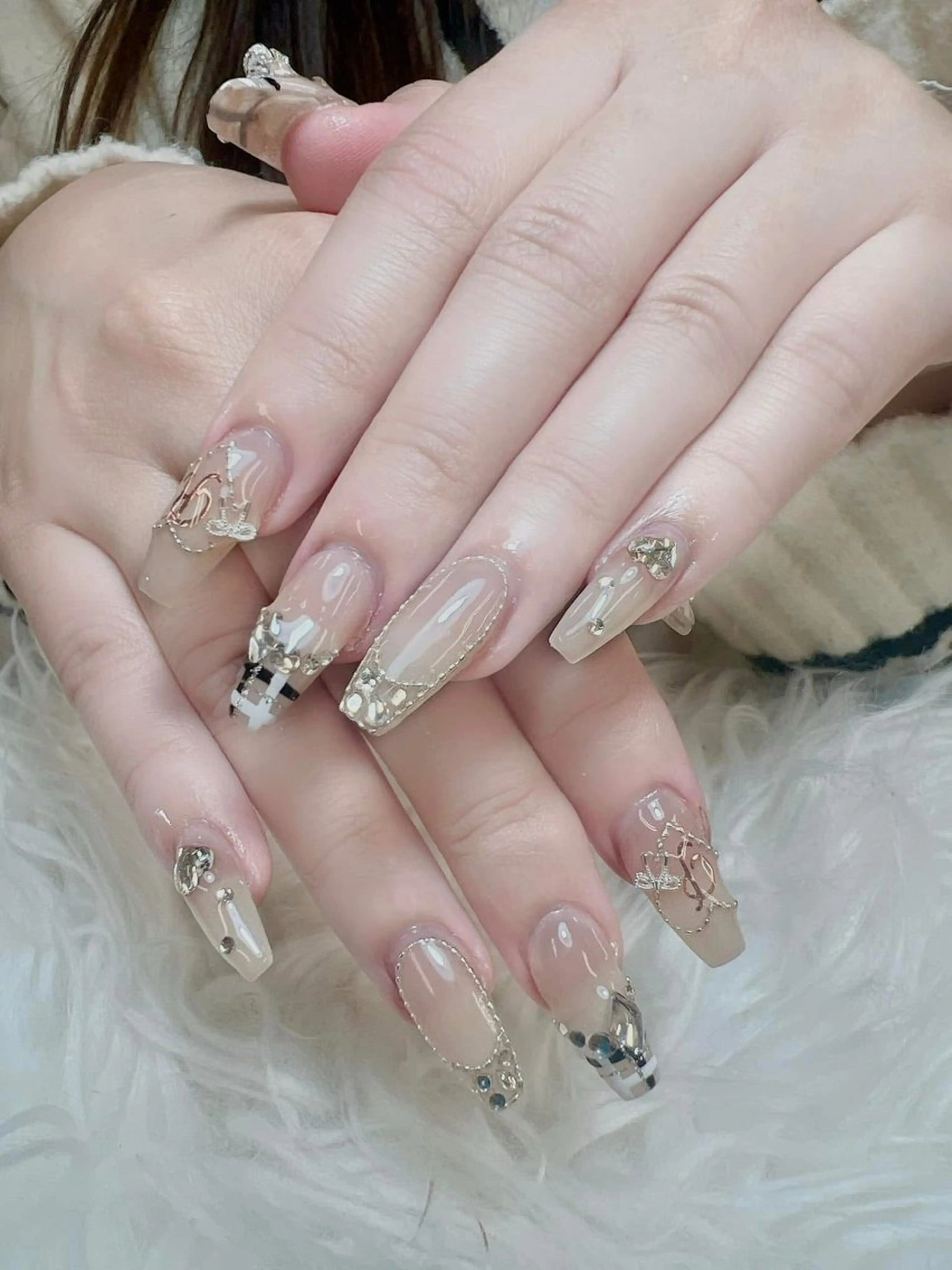 ネイル アートネイル オーロラネイル チークネイル 長さ出し フットネイル Noiranail_ studio川越西口のネイルデザイン