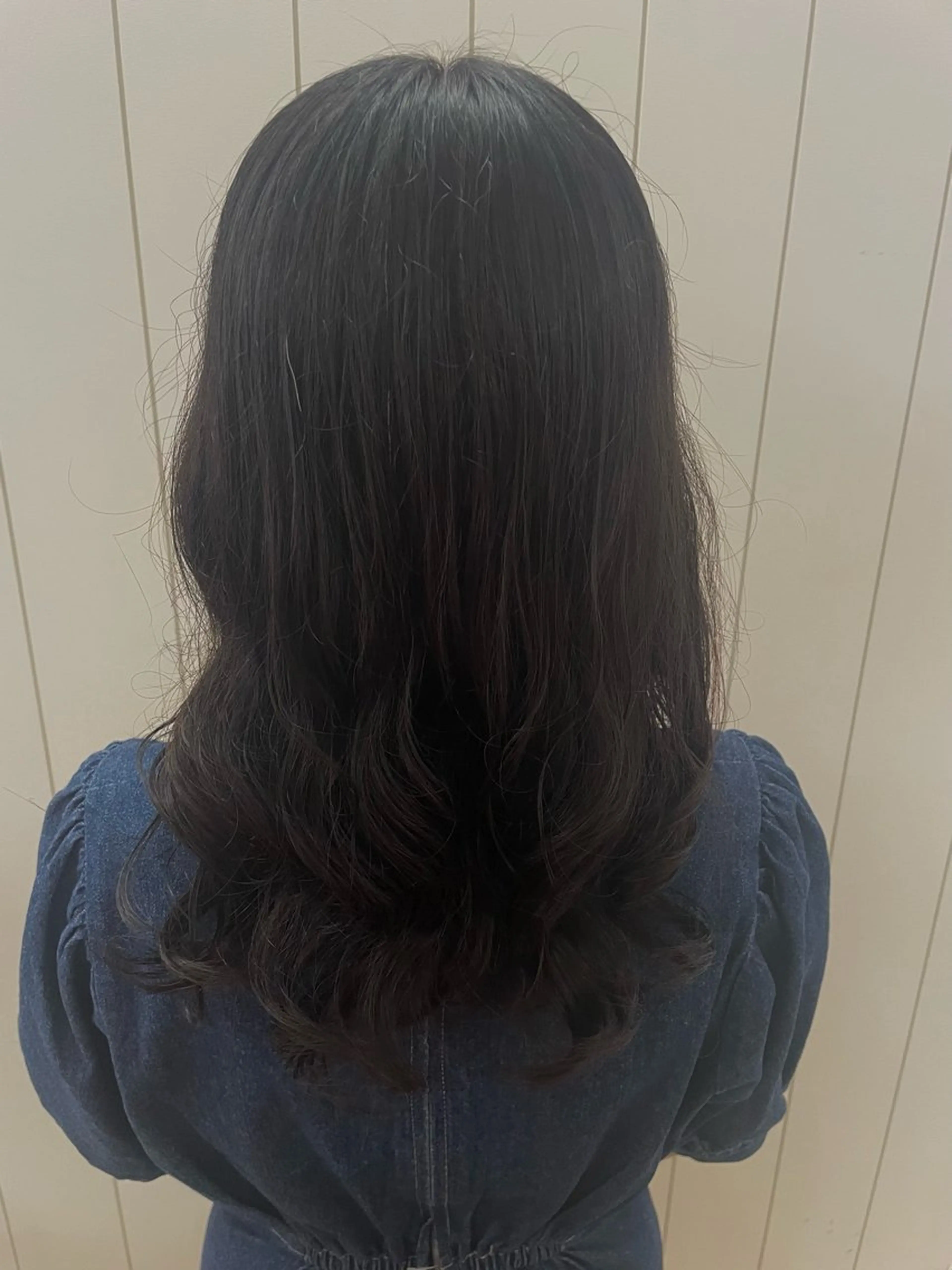 セミロング パーマ adorable万代店所属・adorable 綿貫羽南のヘアスタイル