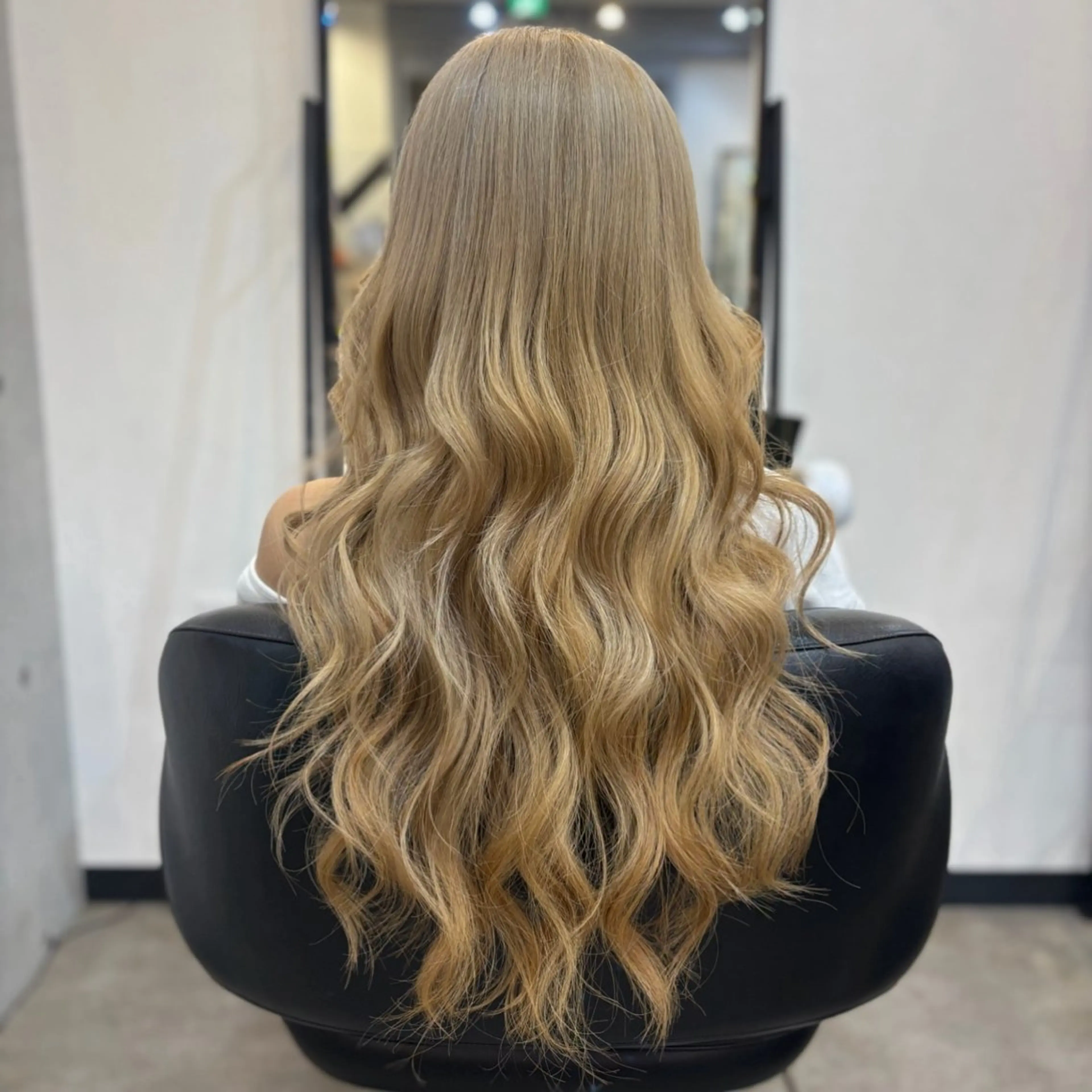 ロング カラー ヘアカラー トリートメント DEST ゆりかのヘアスタイル