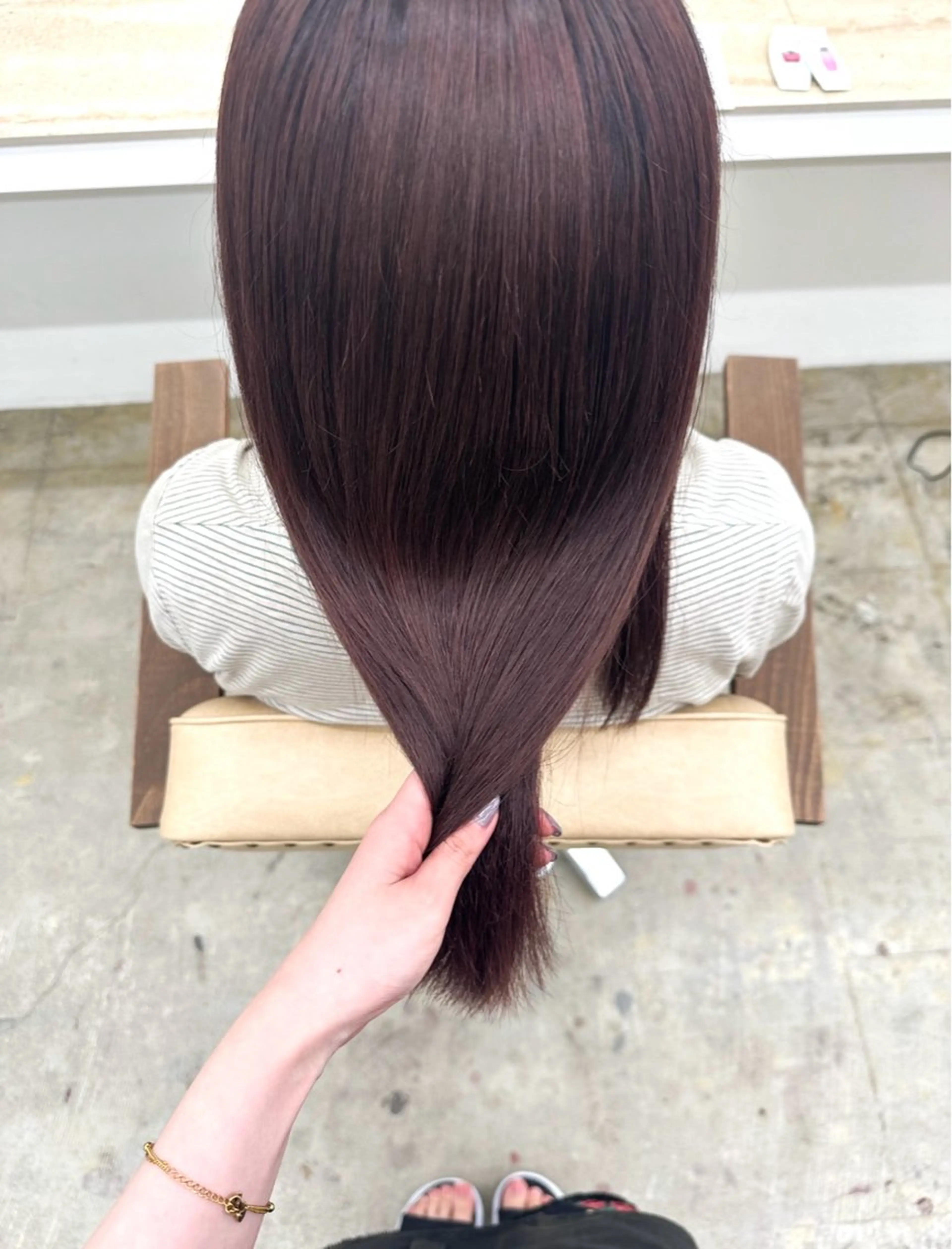 セミロング カラー ブラウンカラー ピンクカラー バイオレットカラー 🌼透明感艶カラー オリーブ🌼河村咲のヘアスタイル